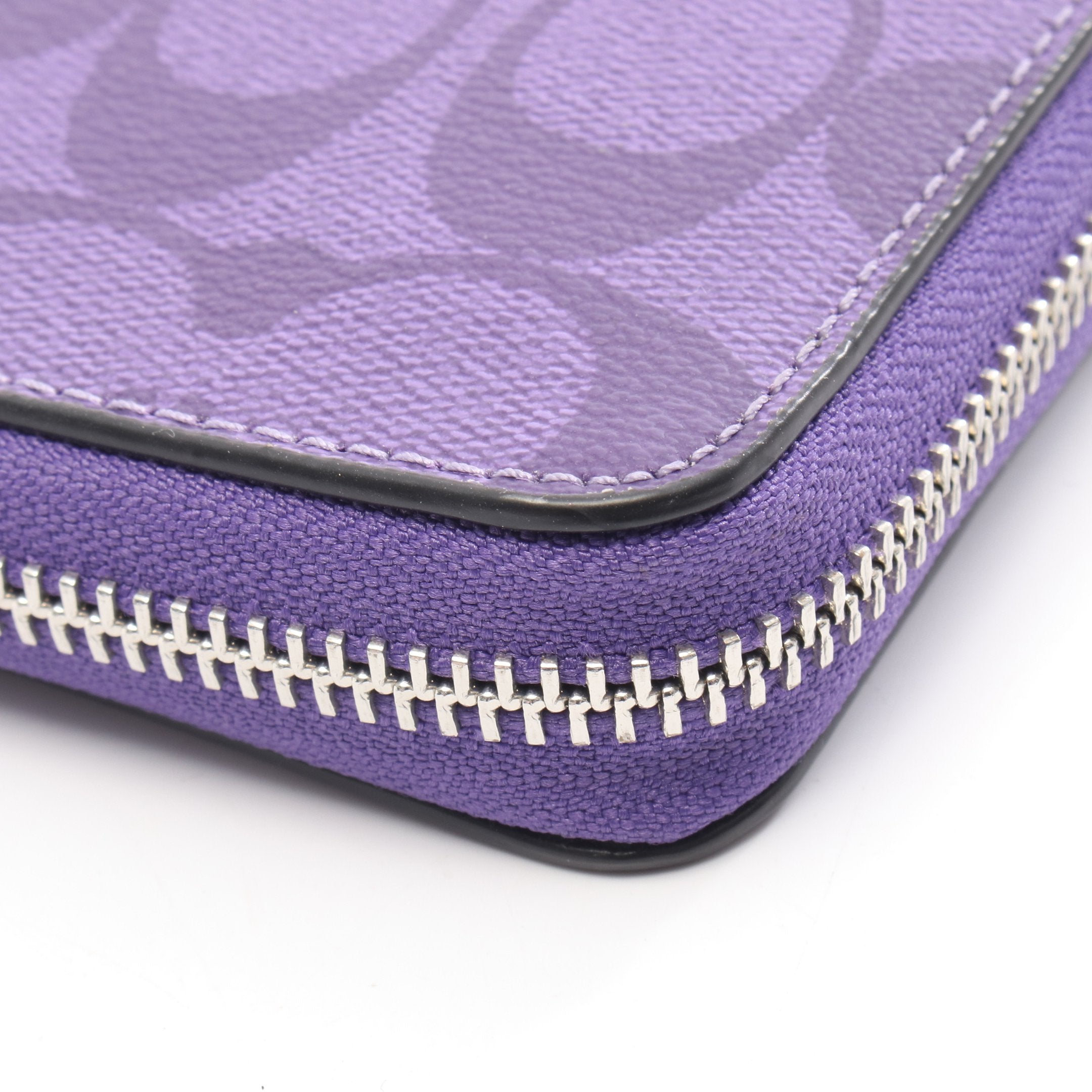 ロングジップアラウンドウォレット シグネチャー ラウンドファスナー長