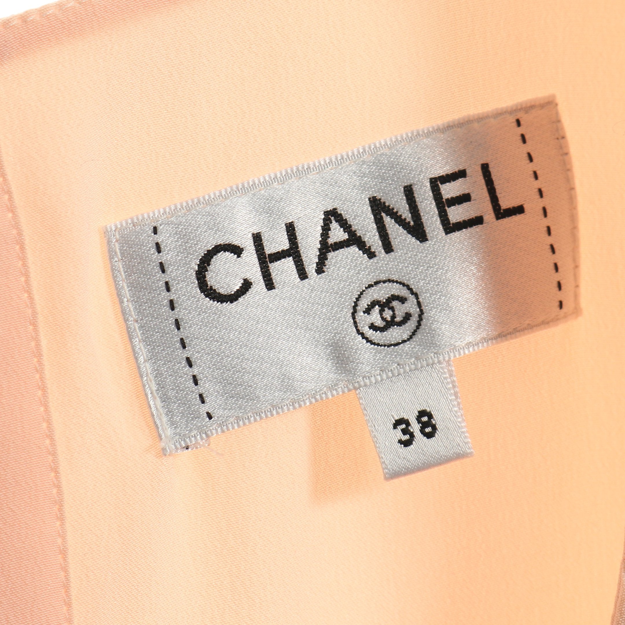 シャネル　CHANEL ベージュ ノースリーブ シャツ 38 シルク ブラウス ノースリーブ シルク ピンクベージュ シャネル – RECLO