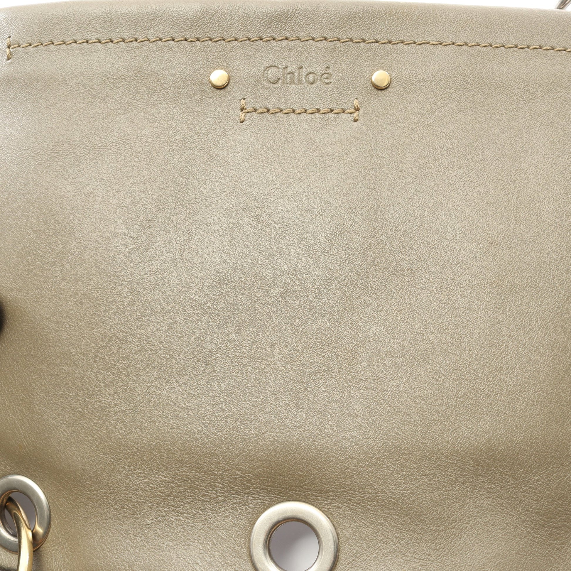 ショルダーバッグ レザー カーキグリーン カーキベージュ クロエ バッグ Chloe