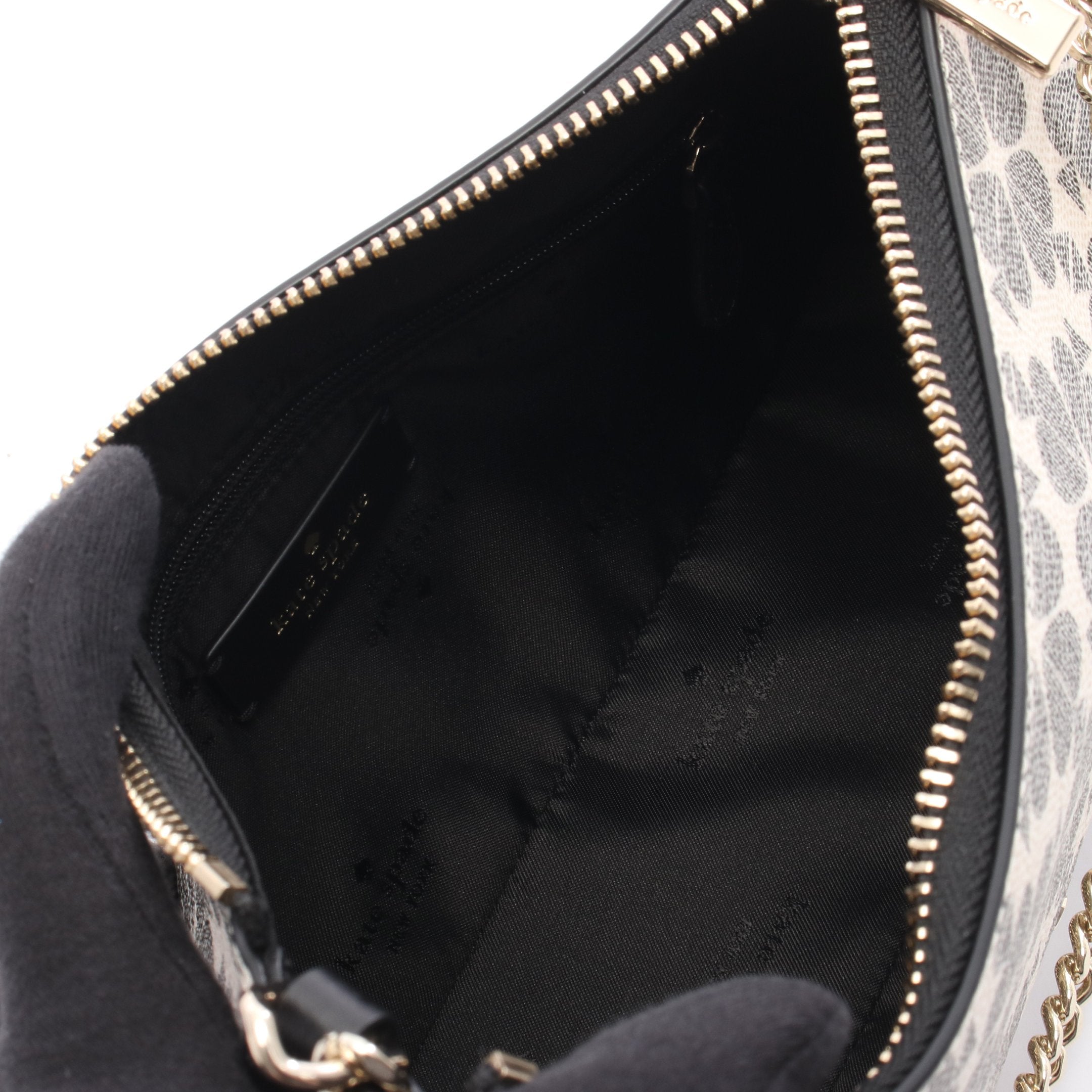 チェーンショルダーバッグ PVC レザー アイボリー ブラック 2WAY