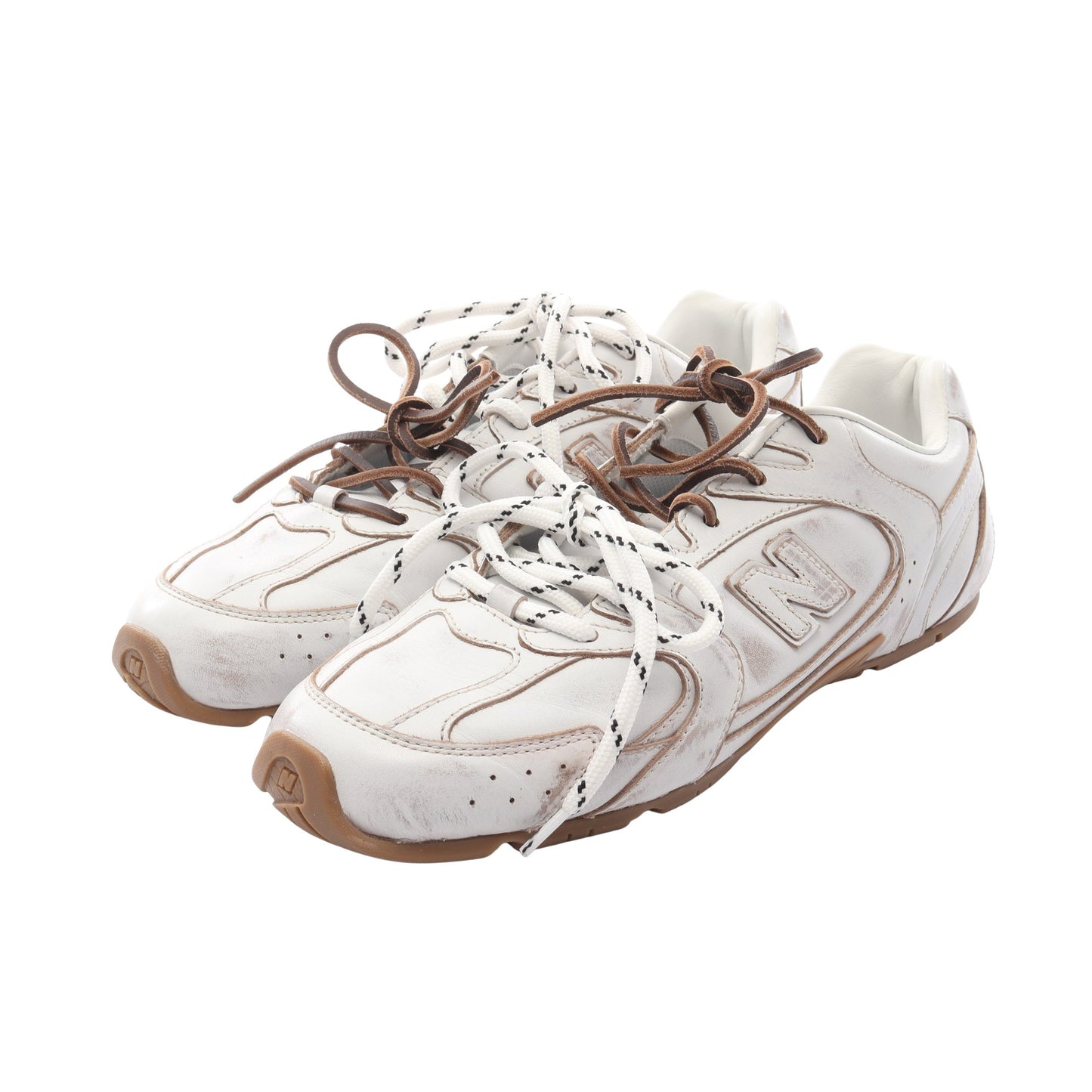 miu miu × New Balance 530 SL スニーカー レザー オフホワイト ライトブラウン ヴィンテージ加工 ミュウミュウ シューズ miu miu