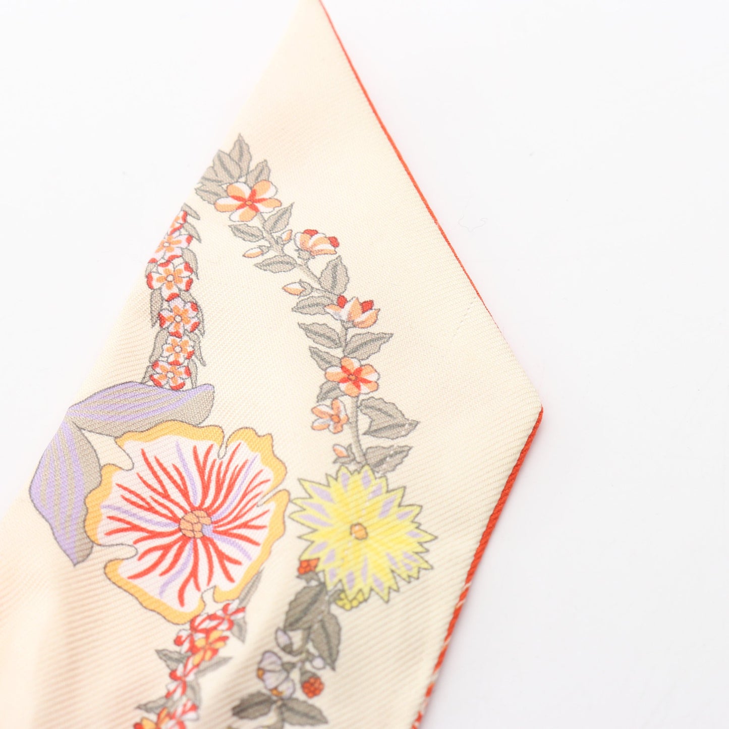ツイリー BRIDES de GALA en fleurs リボン スカーフ シルク ベージュ オレンジレッド マルチカラー エルメス 財布・小物 HERMES