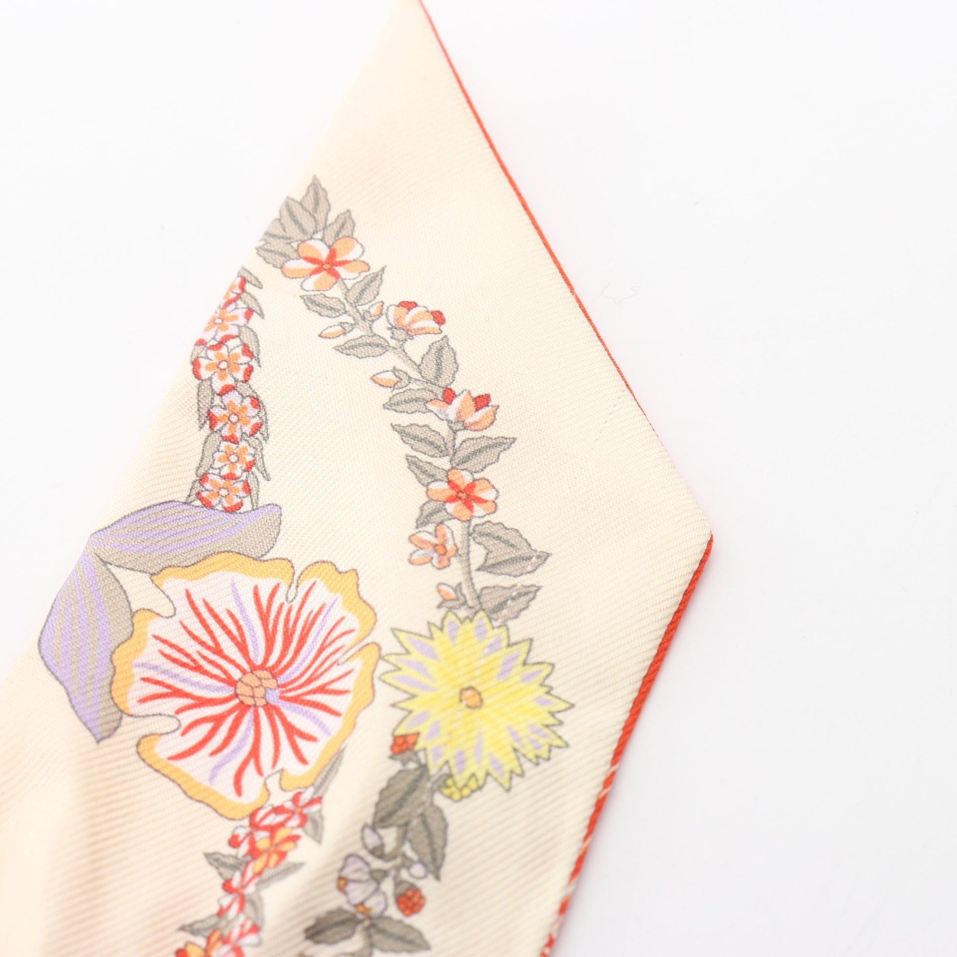 ツイリー BRIDES de GALA en fleurs リボン スカーフ シルク ベージュ オレンジレッド マルチカラー エルメス 財布・小物 HERMES