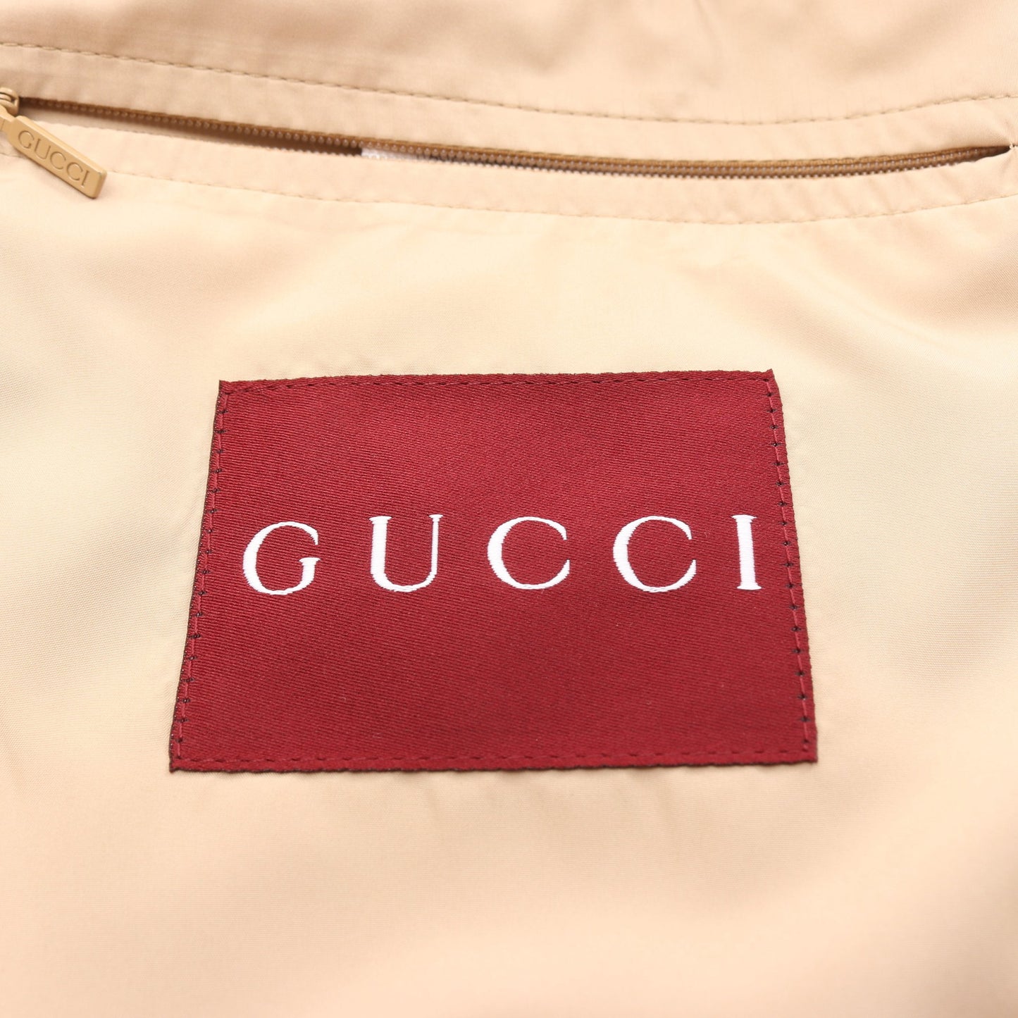 GGプリント フーデッド ジャケット マウンテンパーカー ベージュ イエロー グッチ アウター GUCCI
