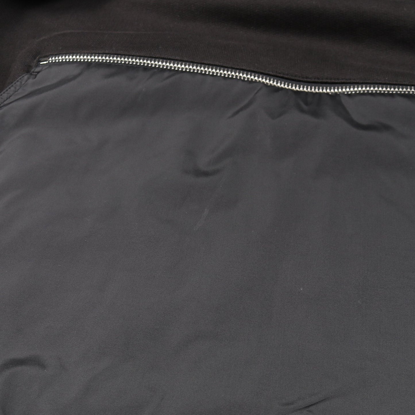 プルオーバーパーカー コットン ブラック 切替 モンクレール トップス MONCLER