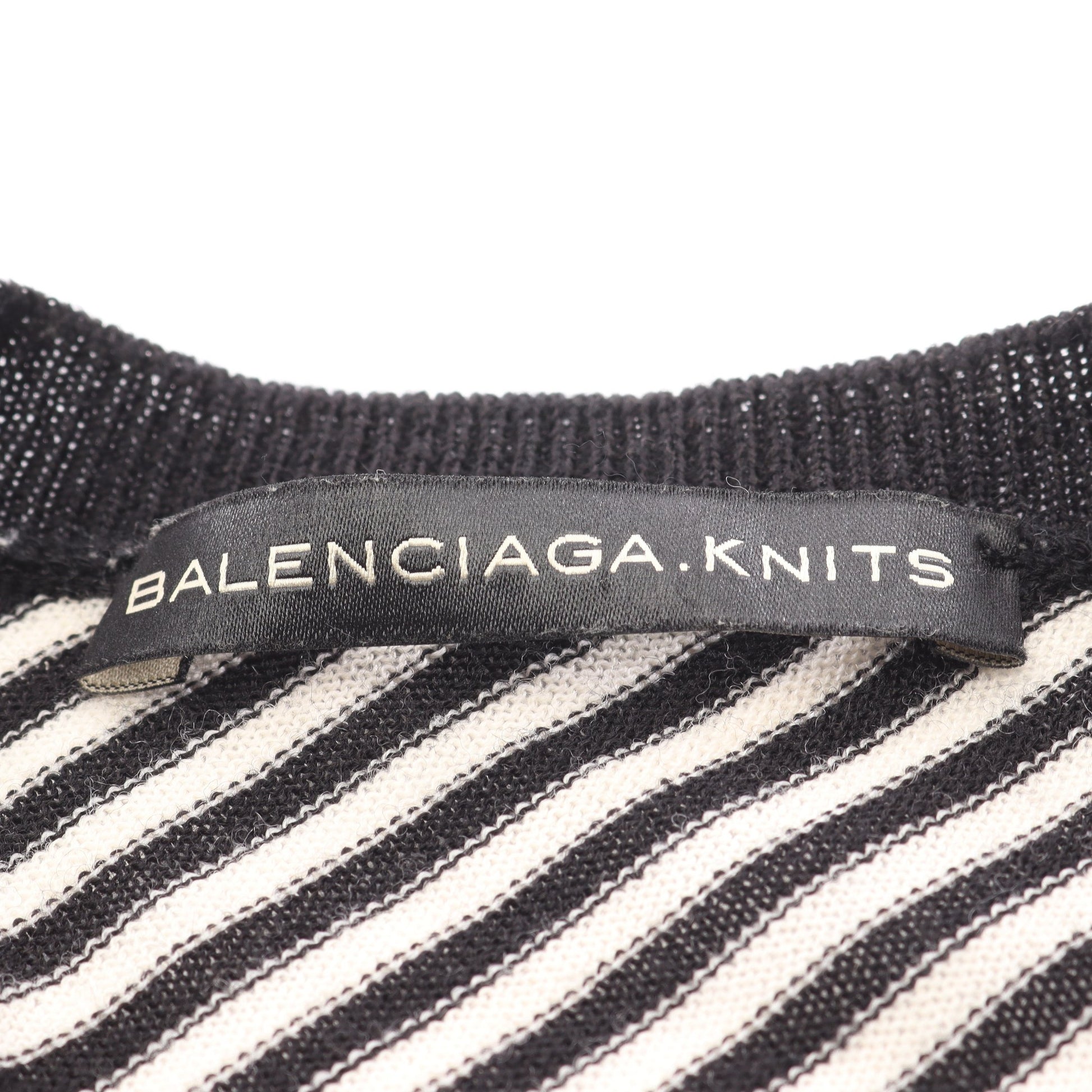 BALENCIAGA KNITS アンサンブル 五分袖 ストライプ ウール ブラック オフホワイト バレンシアガ トップス BALENCIAGA