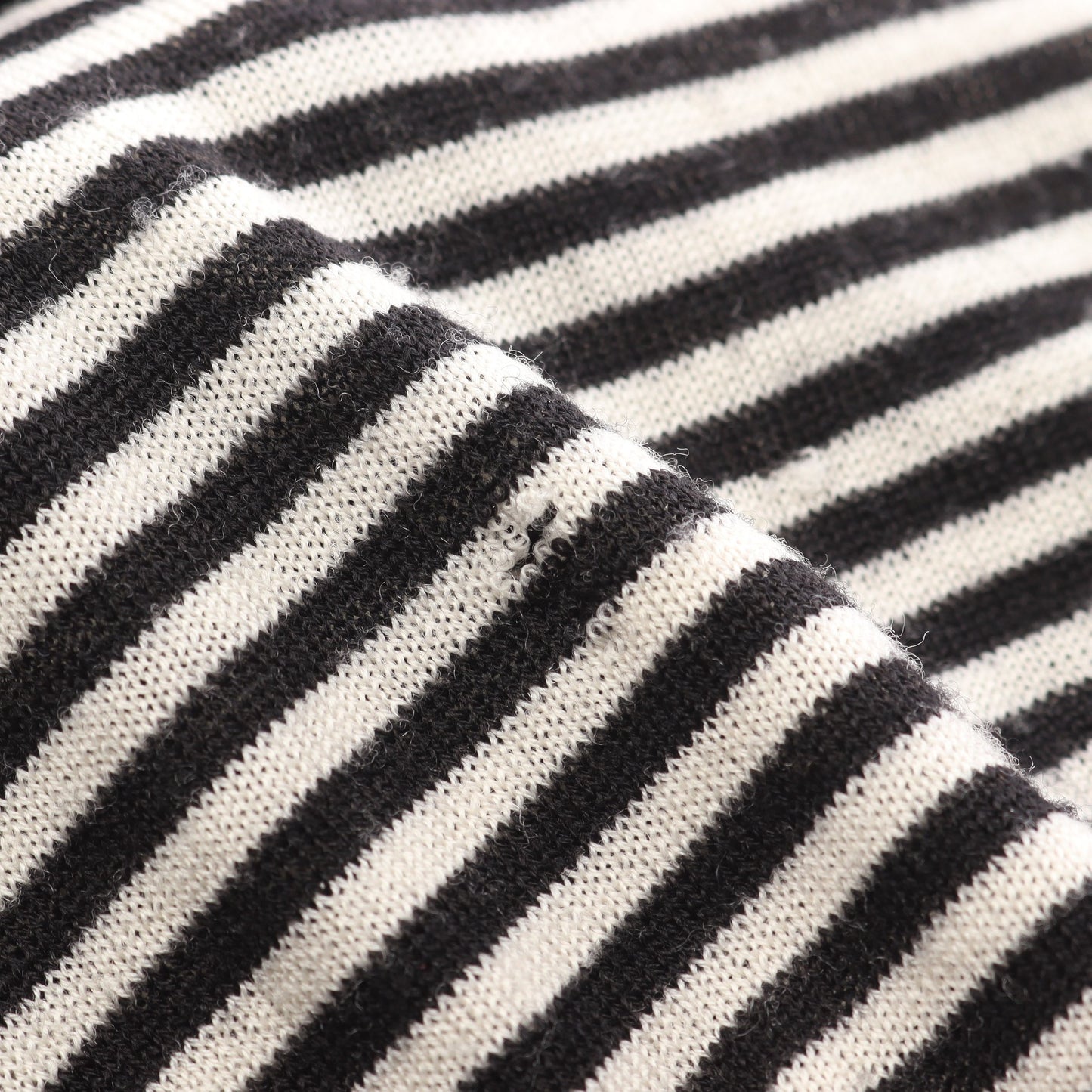 BALENCIAGA KNITS アンサンブル 五分袖 ストライプ ウール ブラック オフホワイト バレンシアガ トップス BALENCIAGA