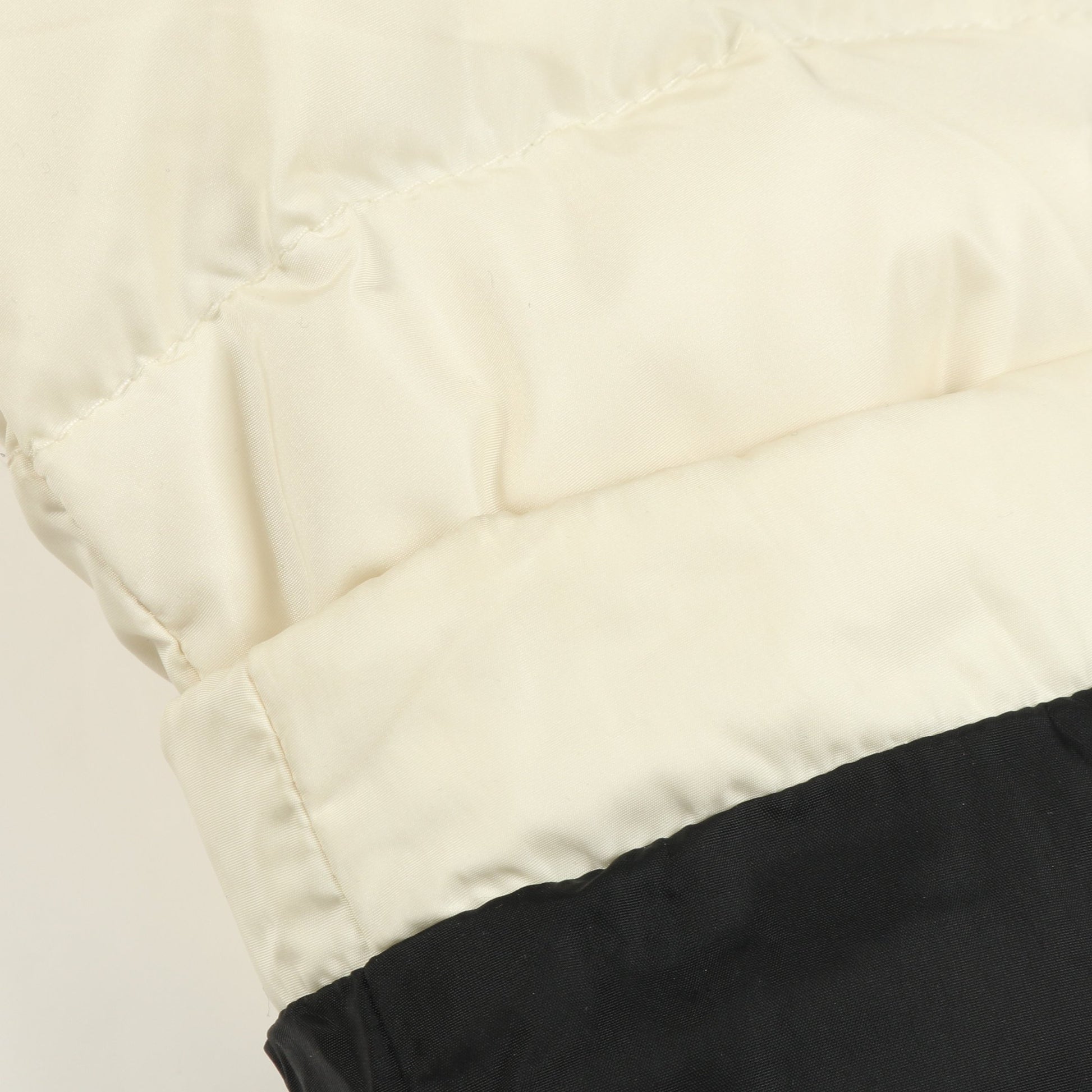 APHROTITI アフィロッティ ダウンコート ナイロン オフホワイト フード付き モンクレール アウター MONCLER