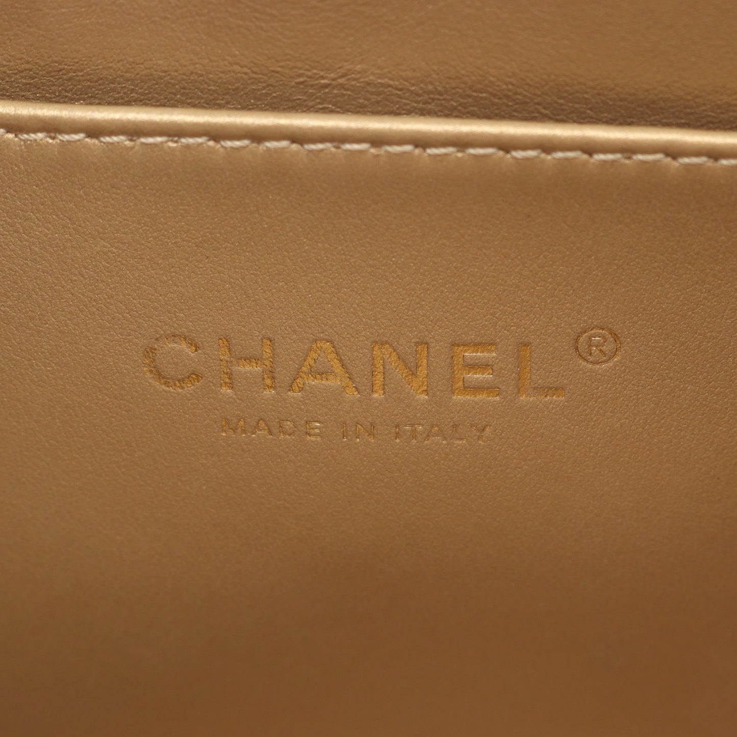 マトラッセ スモール ホーボー チェーンショルダーバッグ ラムスキン ブラック ゴールド金具 シャネル バッグ CHANEL