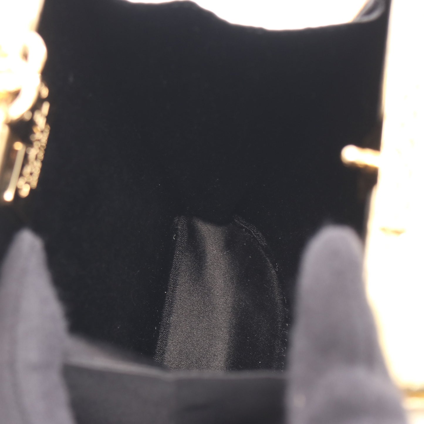 ココマーク チェーンショルダーバッグ レザー ゴールド ゴールド金具 クロコ型押し シャネル バッグ CHANEL