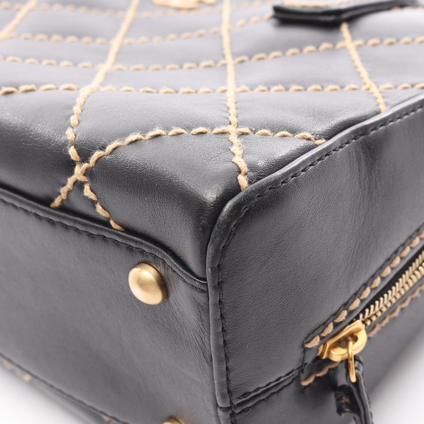 ワイルドステッチ ハンドバッグ ミニボストンバッグ レザー ブラック ゴールド金具 シャネル バッグ CHANEL