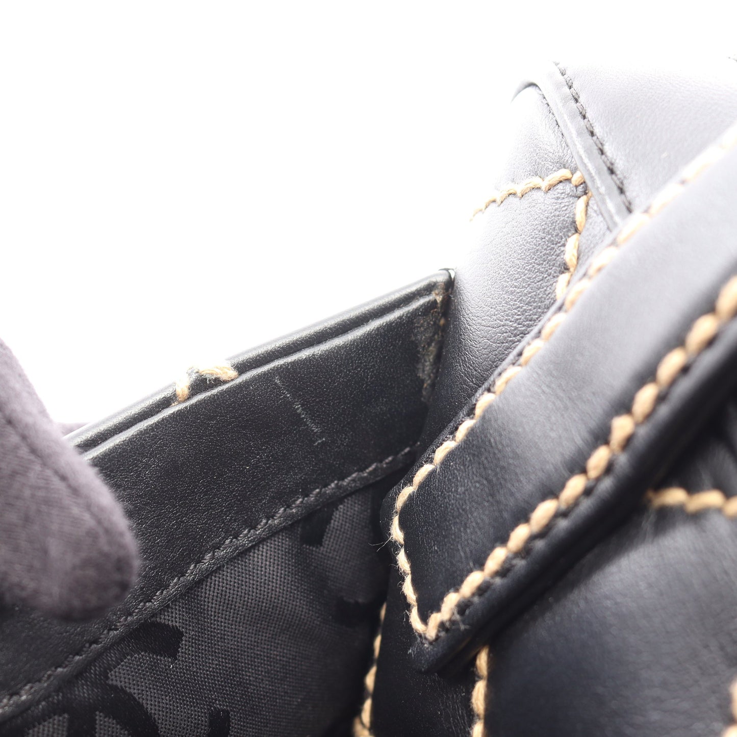 ワイルドステッチ ハンドバッグ ミニボストンバッグ レザー ブラック ゴールド金具 シャネル バッグ CHANEL