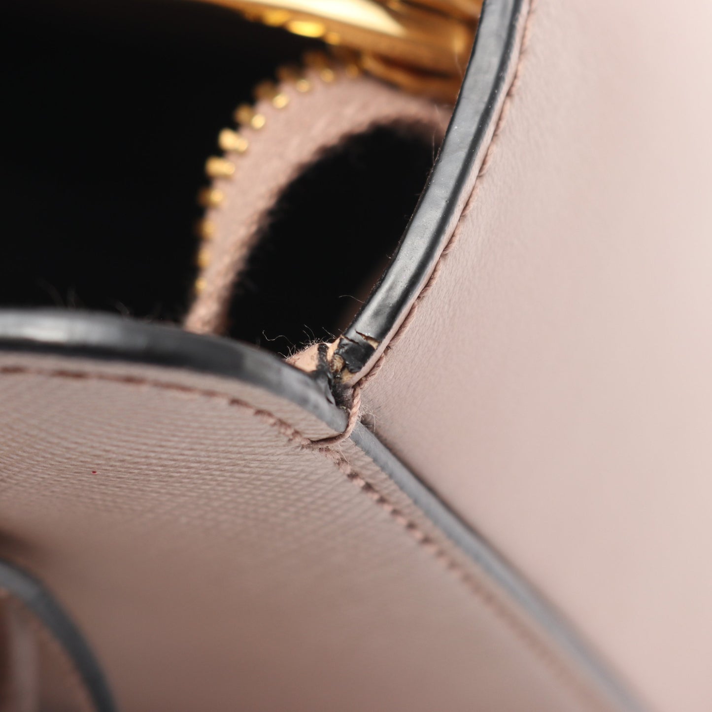 SAFFIANO ＋ SOFT C ハンドバッグ サフィアーノレザー グレーベージュ 2WAY プラダ バッグ PRADA