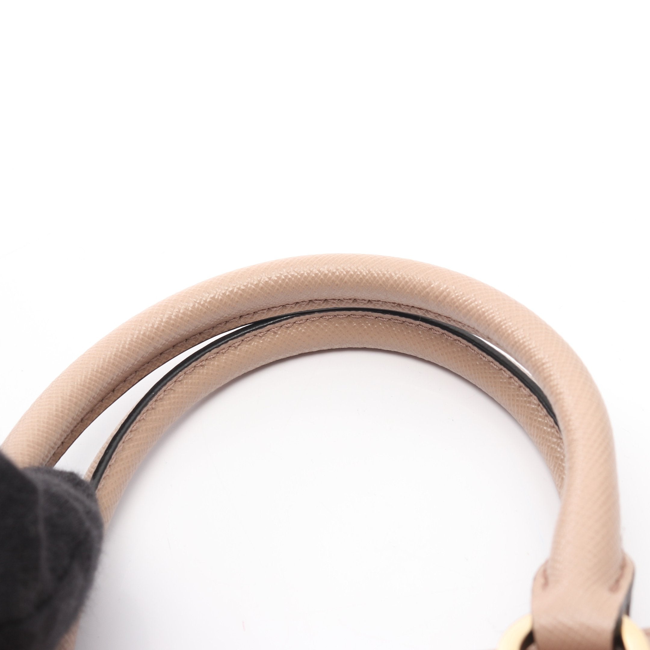 SAFFIANO + SOFT C ハンドバッグ サフィアーノレザー グレーベージュ SAFFIANO + SOFT C ハンドバッグ サフィアーノレザー グレーベージュ
