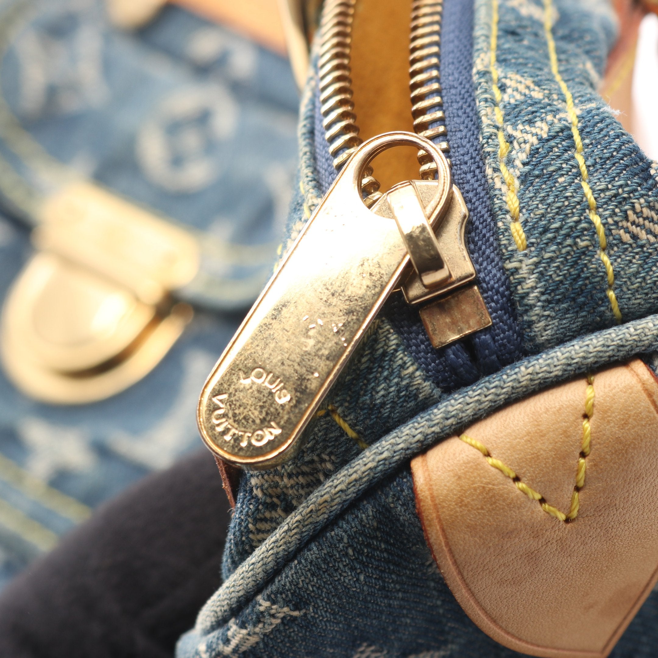 ネオスピーディ モノグラムデニム ハンドバッグ デニム レザー ブルー