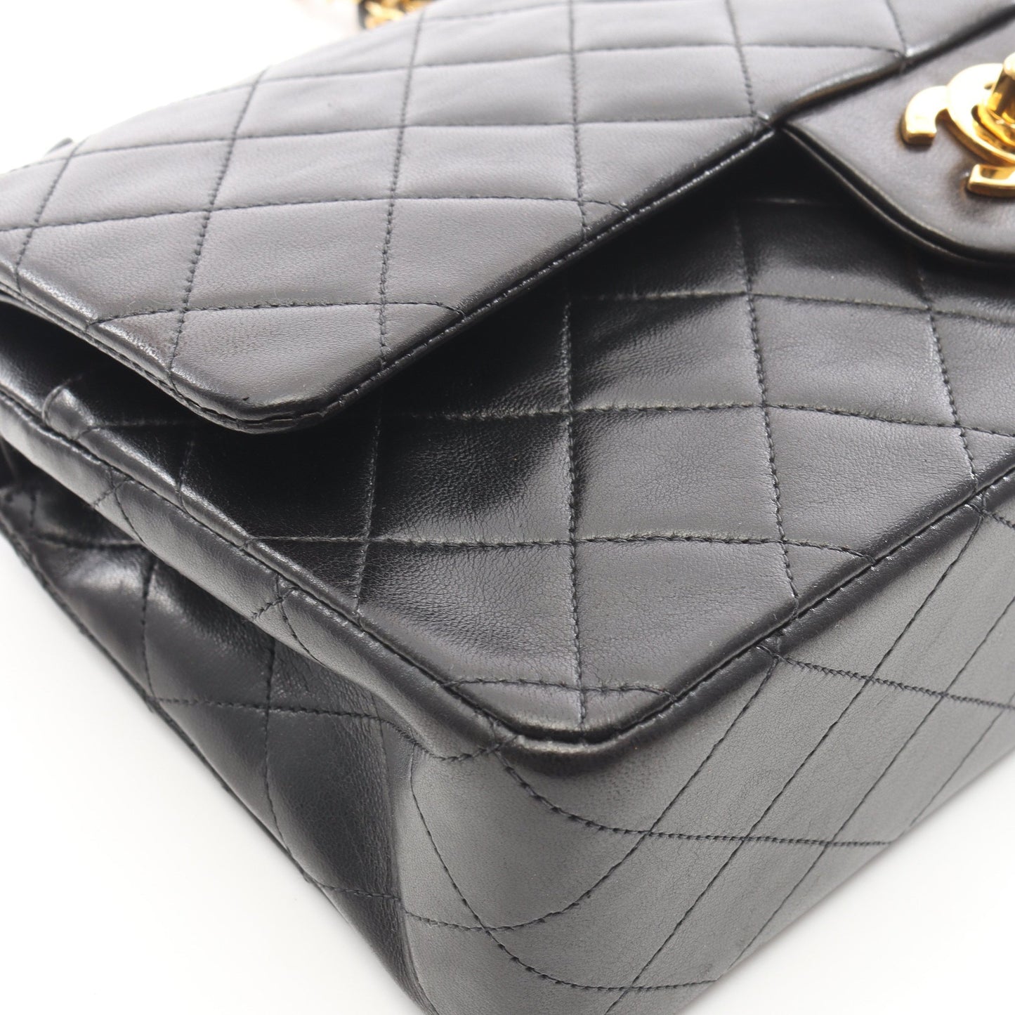 マトラッセ Wフラップ Wチェーンショルダーバッグ ラムスキン ブラック ゴールド金具 シャネル バッグ CHANEL