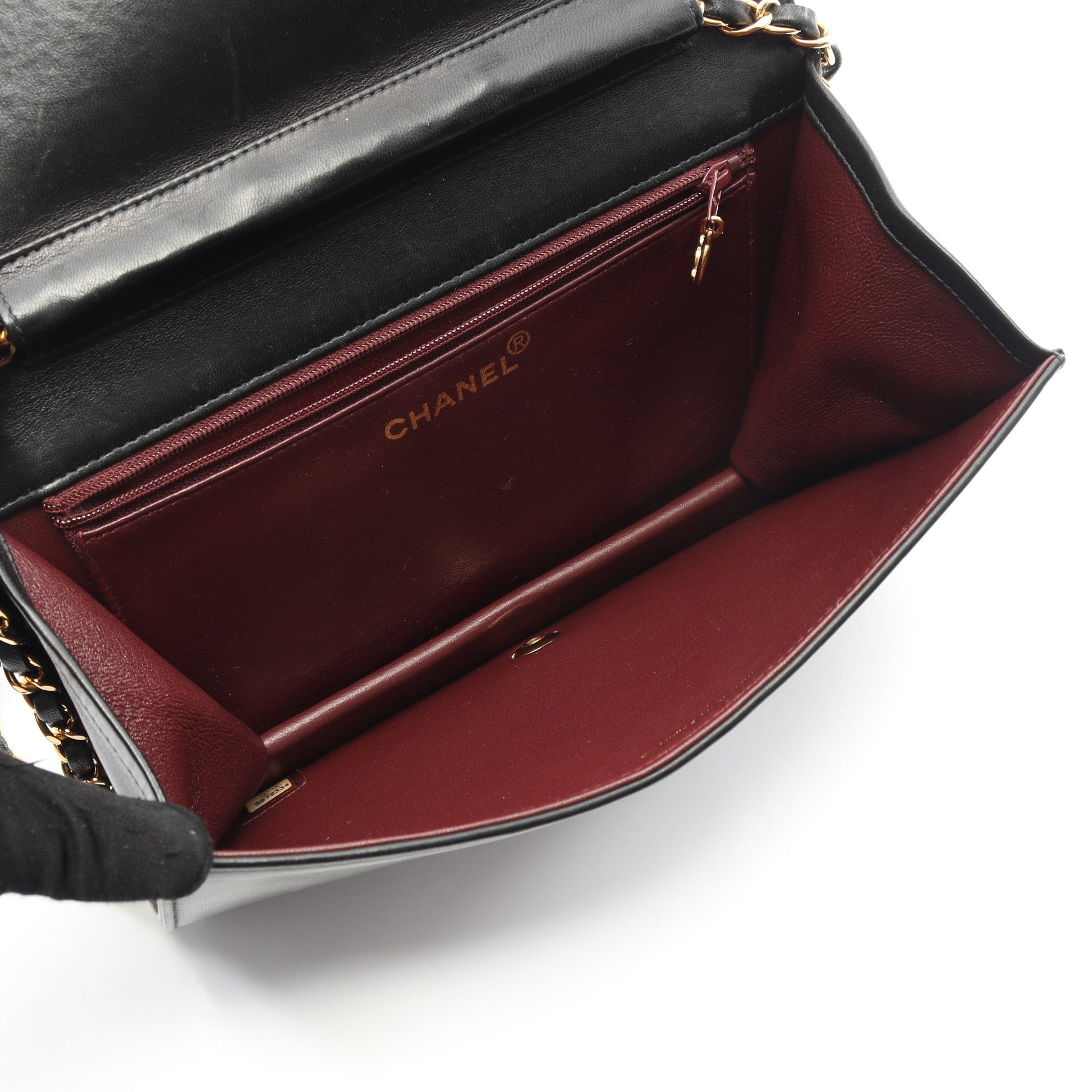マトラッセ フルフラップ チェーンショルダーバッグ ラムスキン ブラック ゴールド金具 シャネル バッグ CHANEL