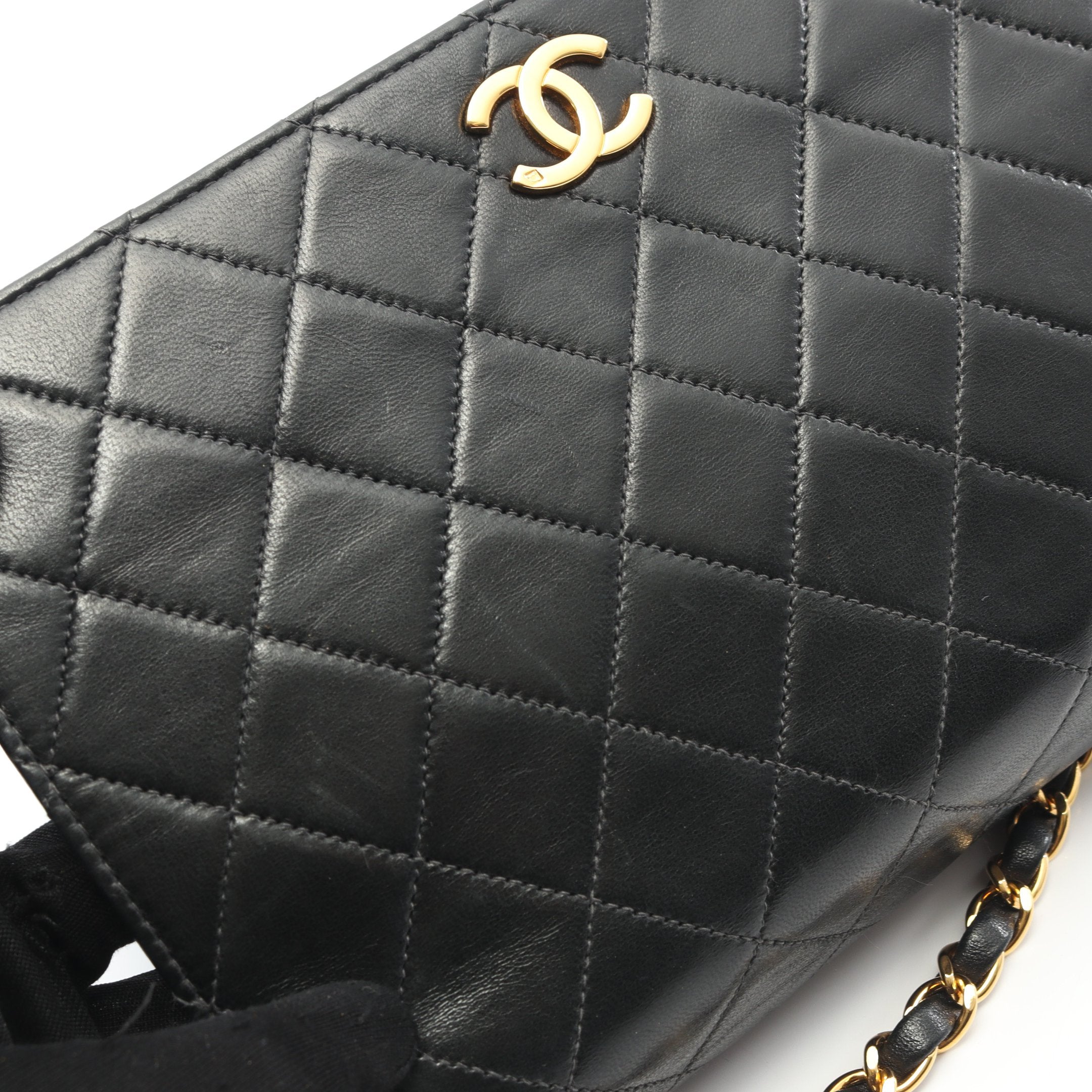 マトラッセ フルフラップ チェーンショルダーバッグ ラムスキン