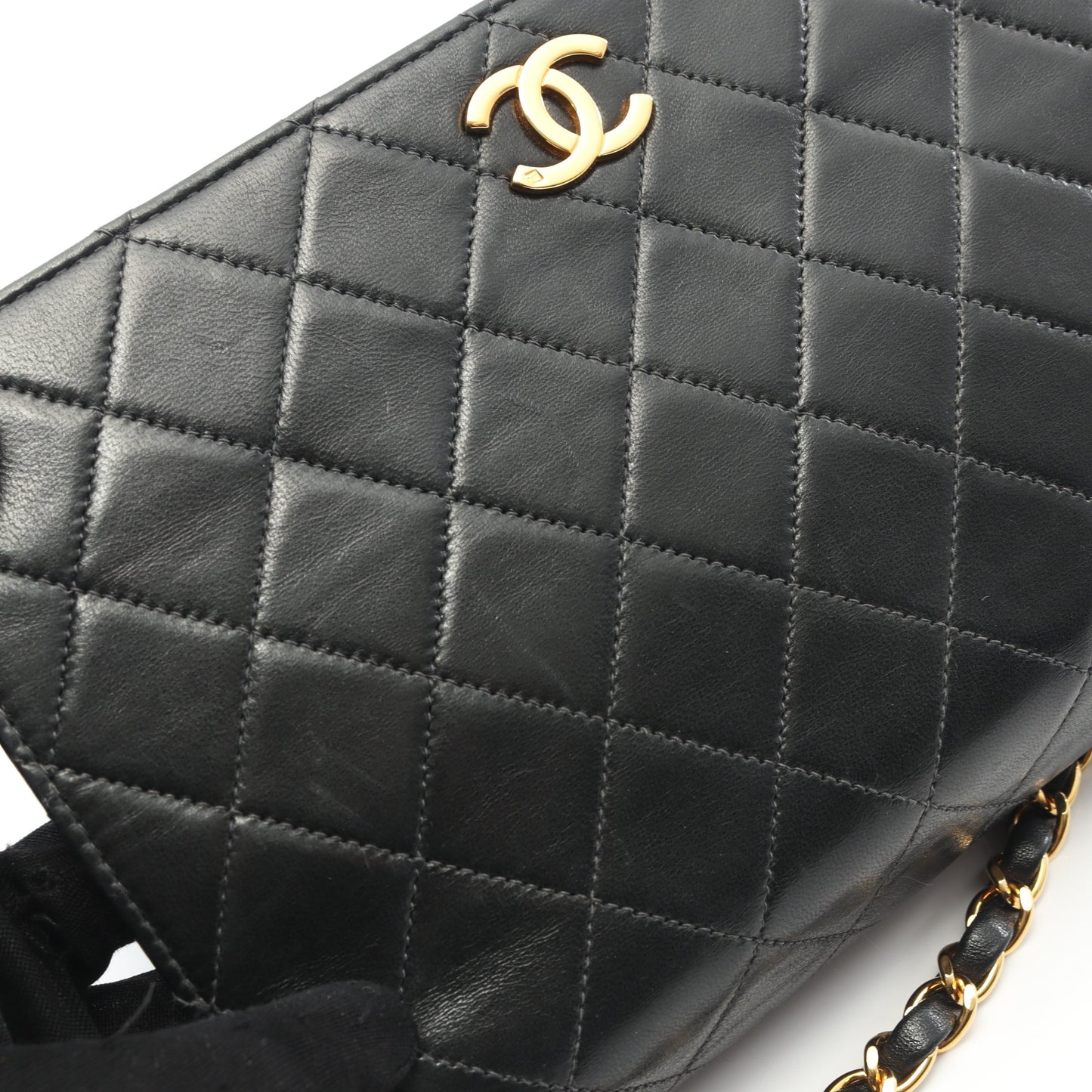 マトラッセ フルフラップ チェーンショルダーバッグ ラムスキン ブラック ゴールド金具 シャネル バッグ CHANEL