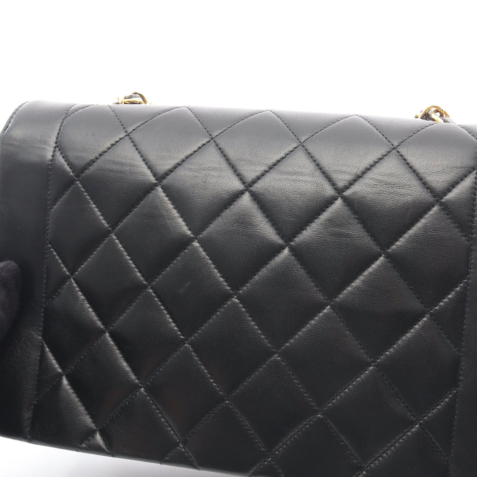 マトラッセ ダイアナフラップ チェーンショルダーバッグ ラムスキン ブラック ゴールド金具 シャネル バッグ CHANEL