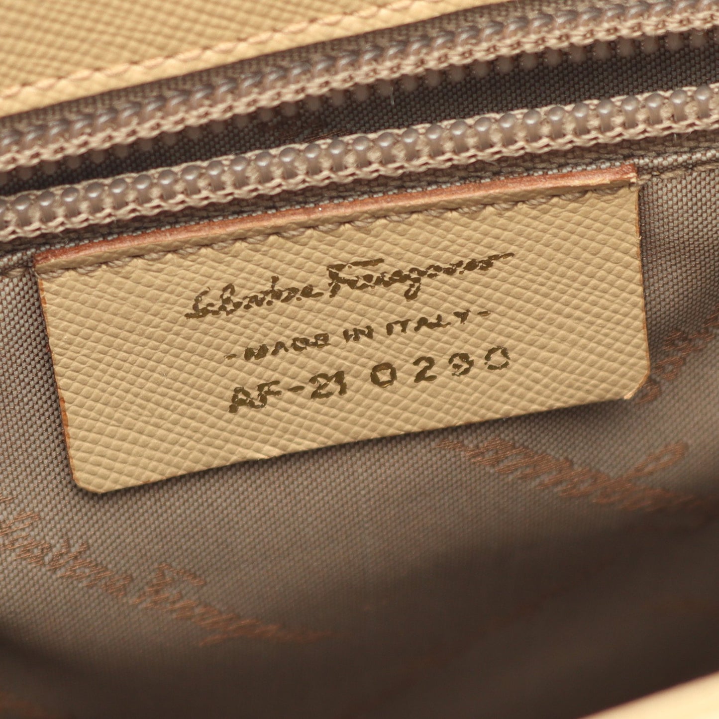 ガンチーニ ハンドバッグ レザー ベージュ サルヴァトーレフェラガモ バッグ Salvatore Ferragamo