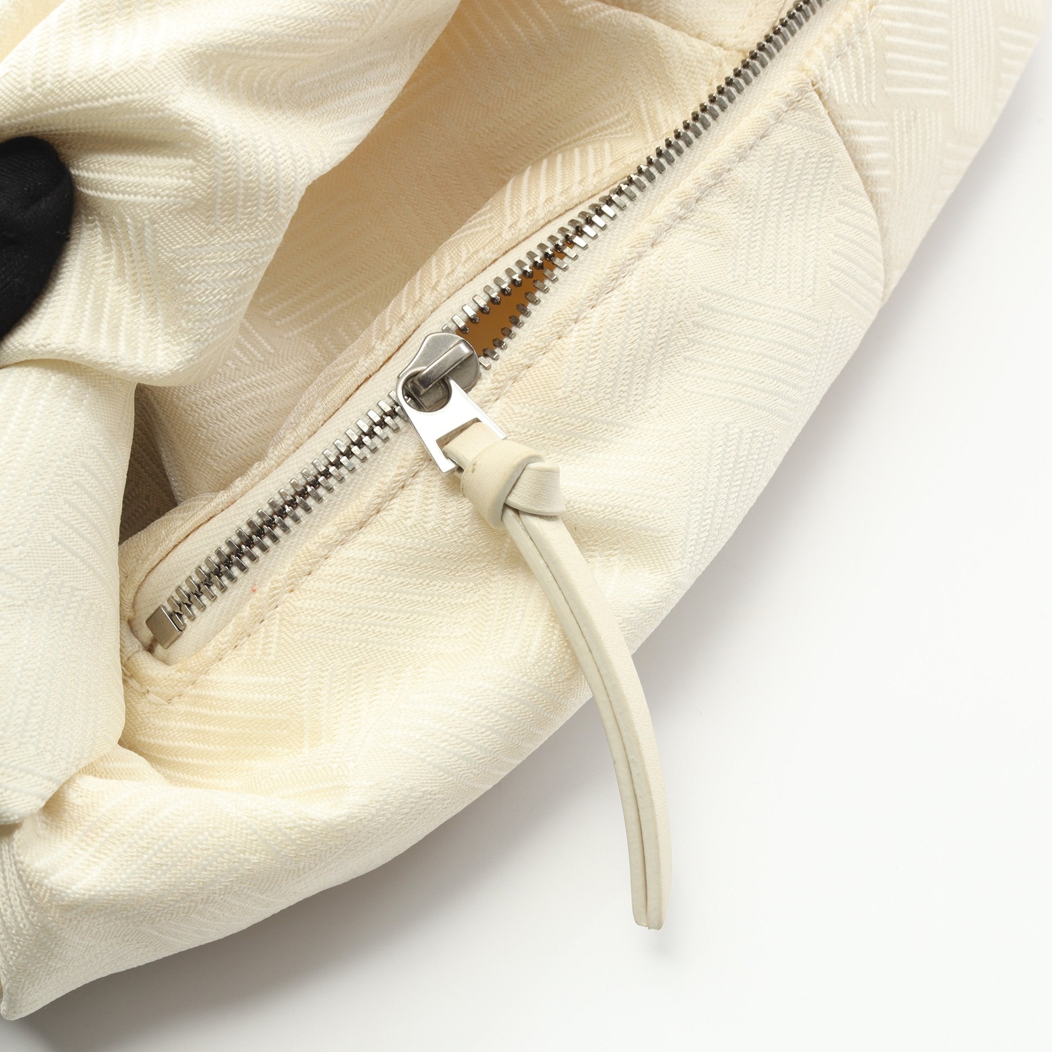 ダブルノット トップハンドル ハンドバッグ ナイロン ホワイト