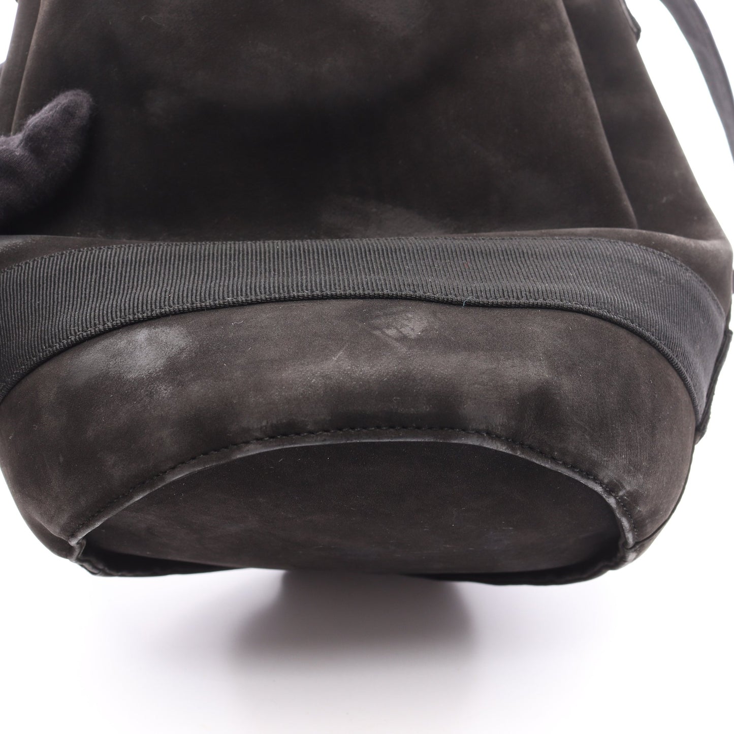 ヴァラ 巾着 ショルダーバッグ スエード ブラック サルヴァトーレフェラガモ バッグ Salvatore Ferragamo