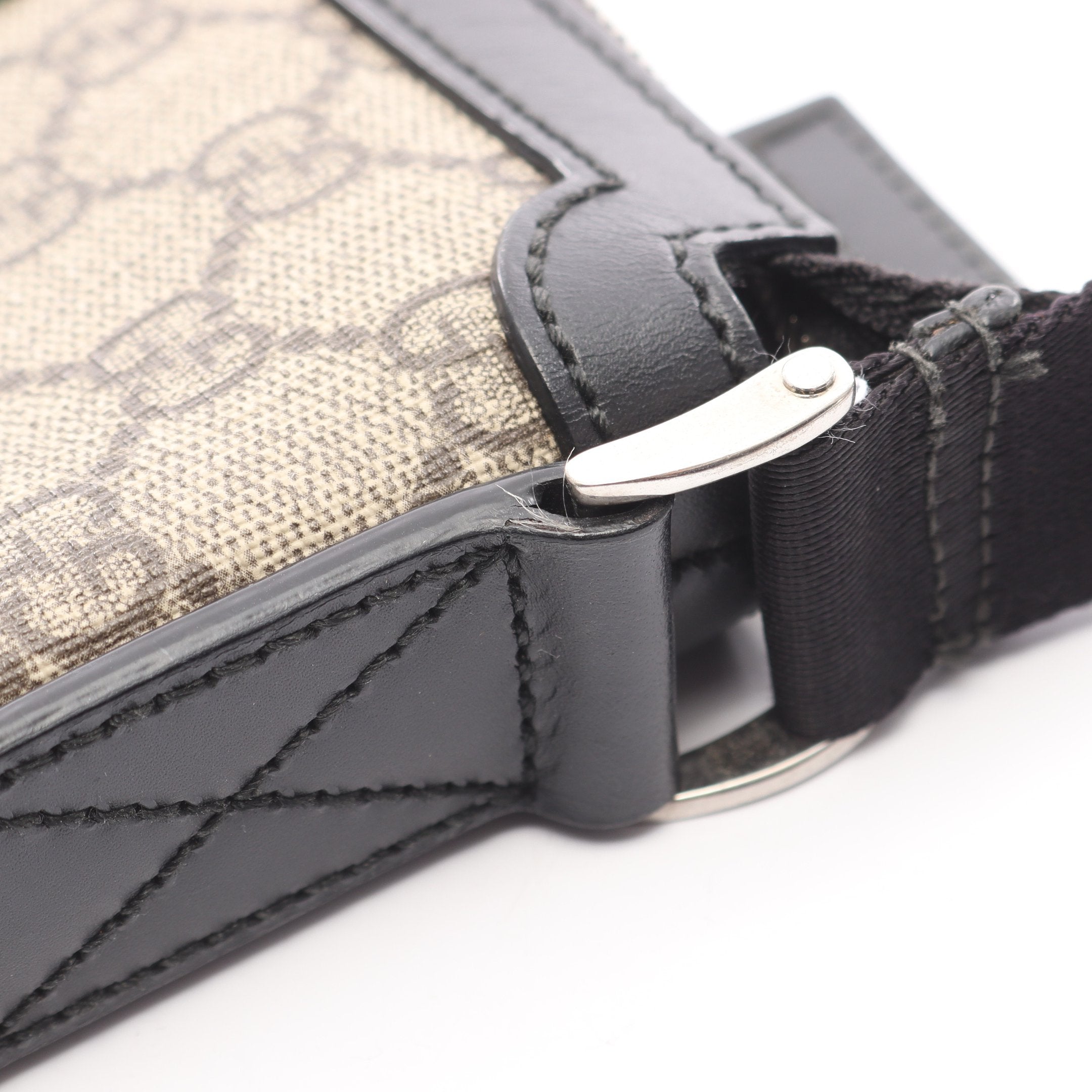 GGスプリーム ウェブストライプ フラットメッセンジャー ショルダー