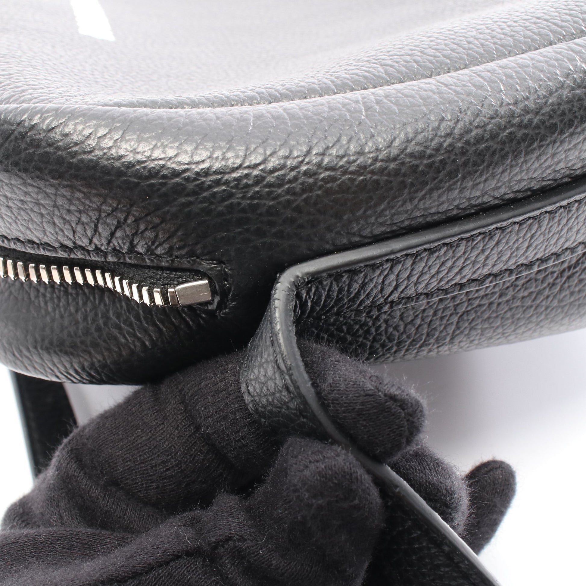 Everyday Medium Camera ショルダーバッグ レザー ブラック バレンシアガ バッグ BALENCIAGA