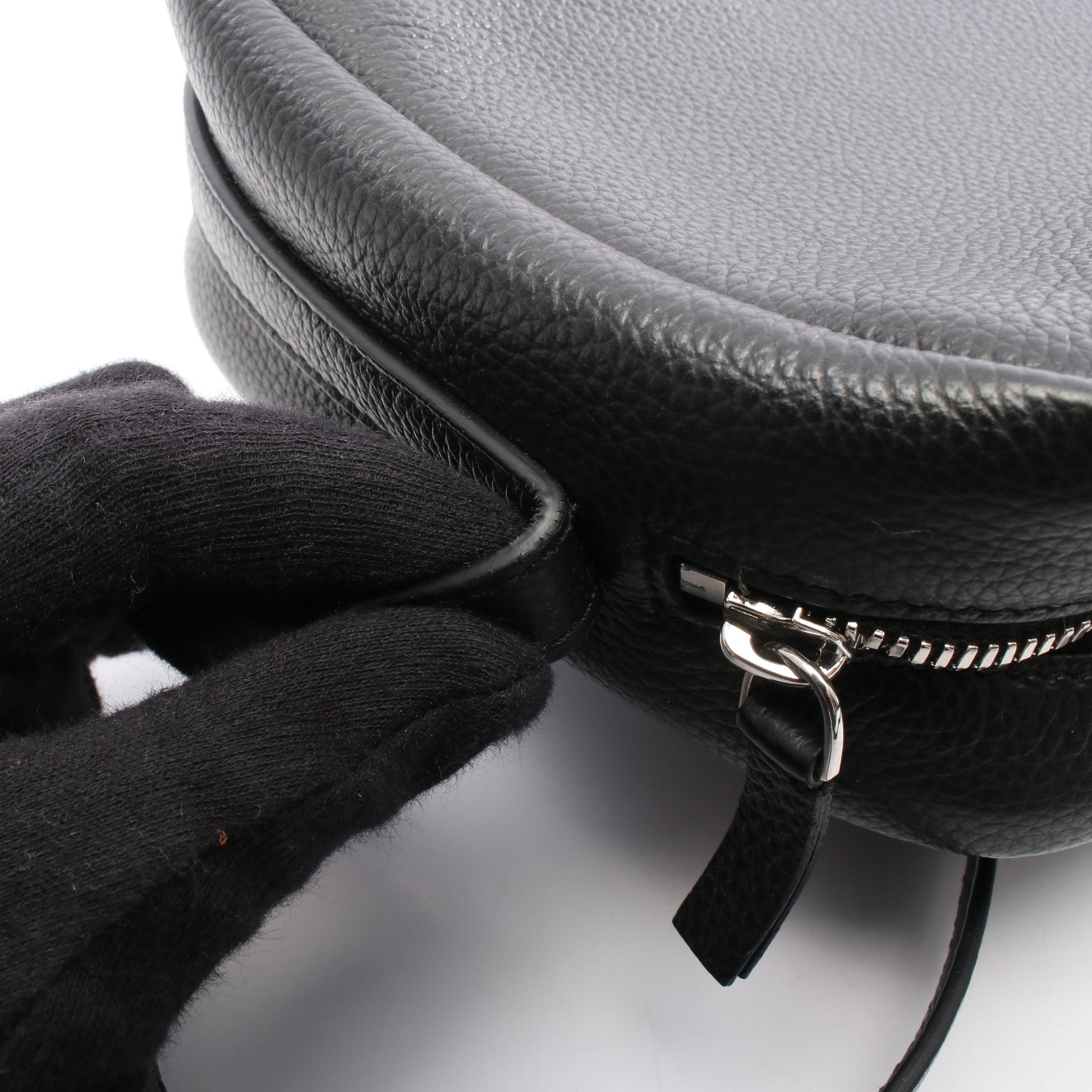 Everyday Medium Camera ショルダーバッグ レザー ブラック バレンシアガ バッグ BALENCIAGA