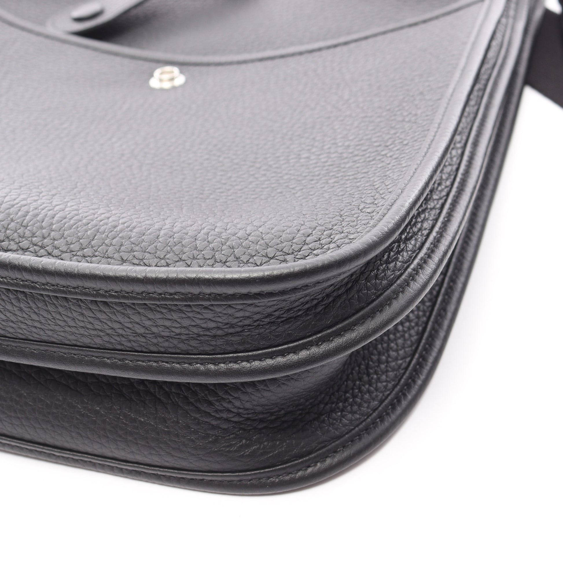 エヴリン 3 トロワ PM ショルダーバッグ トリヨンクレマンス ブラック シルバー金具 B刻印 エルメス バッグ HERMES