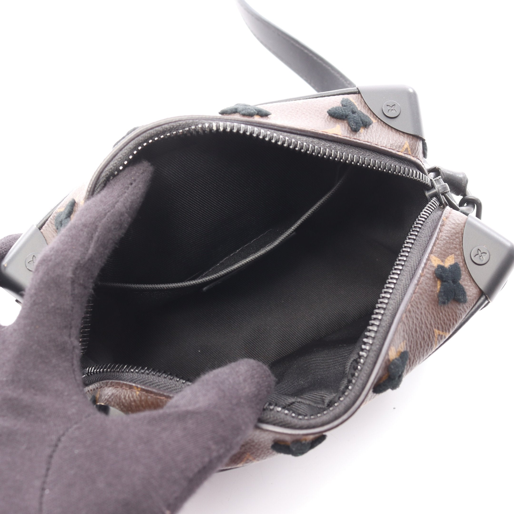 美品 ルイ ヴィトン モノグラム タフタージュ ミニ ソフトトランク 斜め掛け チェーン ショルダーバッグ M68970 PVC レディース LOUIS VUITTON 【1-0248164】 LOUIS VUITTON】ルイヴィトン『モノグラム タフタージュ ミニ ソフト