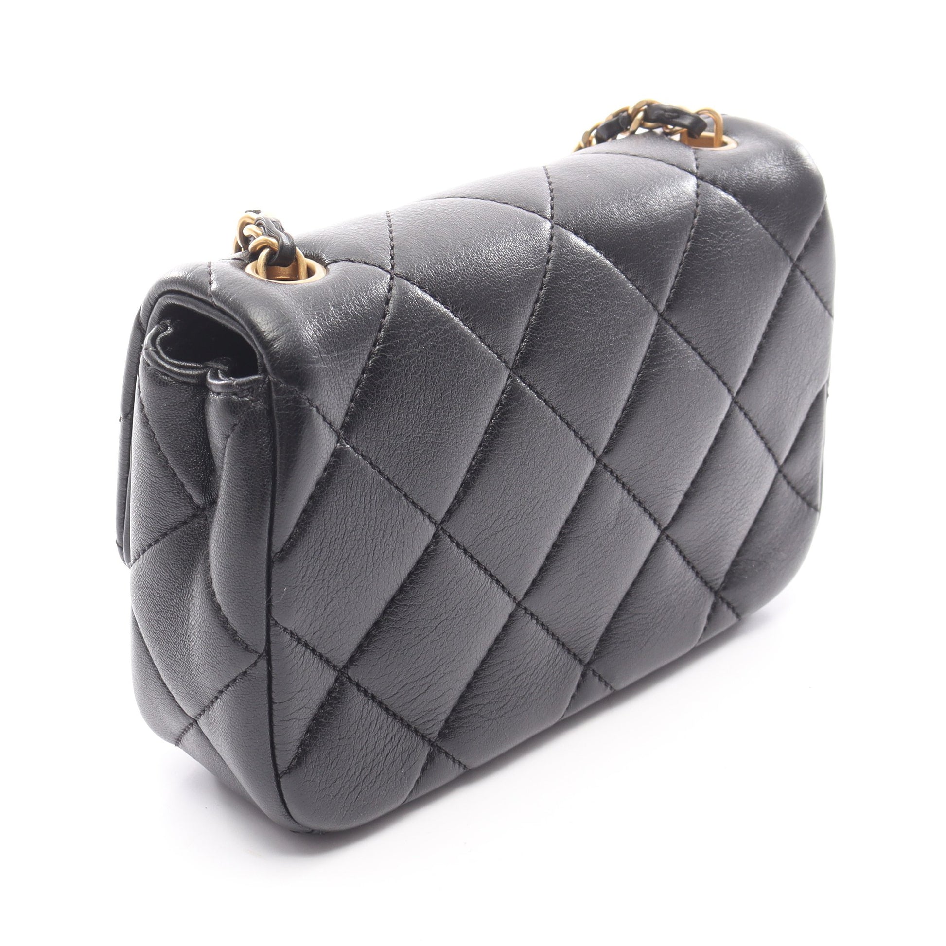 ミニマトラッセ チェーンショルダーバッグ ラムスキン ブラック ゴールド金具 シャネル バッグ CHANEL