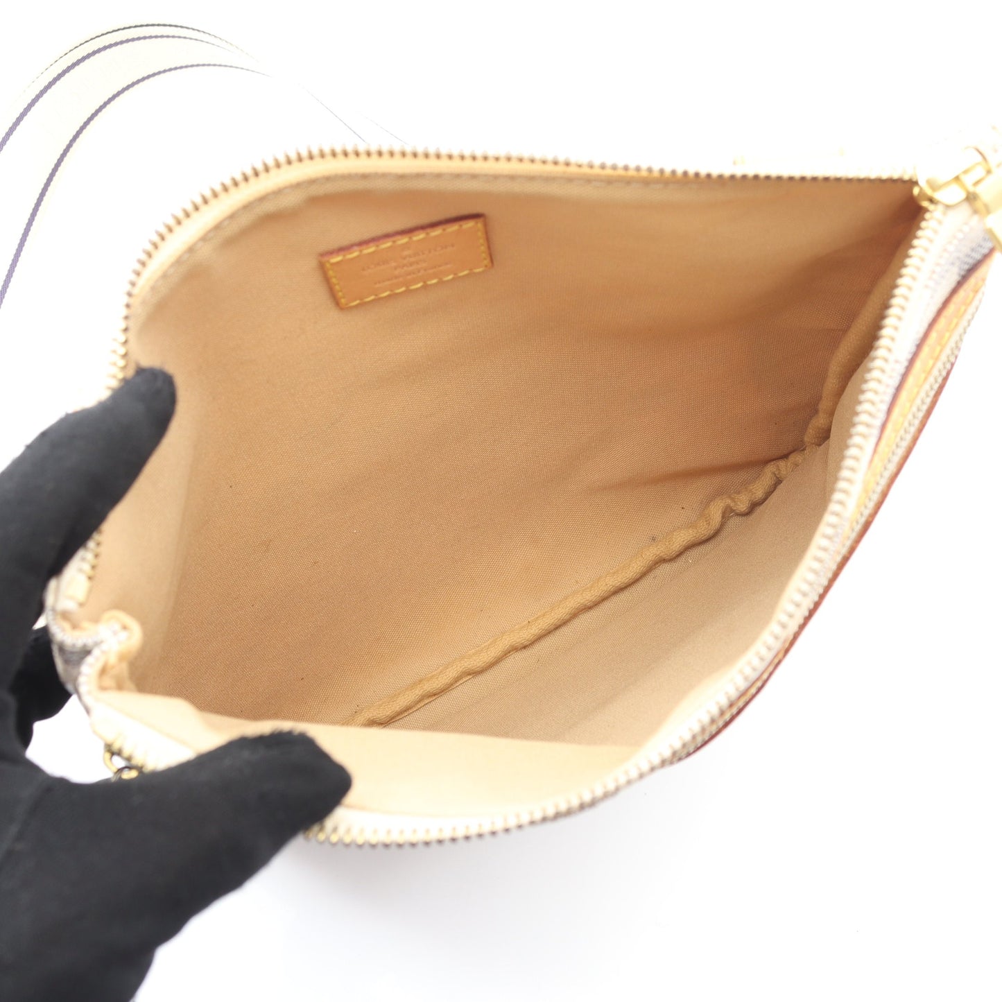ポシェットボスフォール ダミエアズール ショルダーバッグ PVC レザー ホワイト ルイヴィトン バッグ LOUIS VUITTON