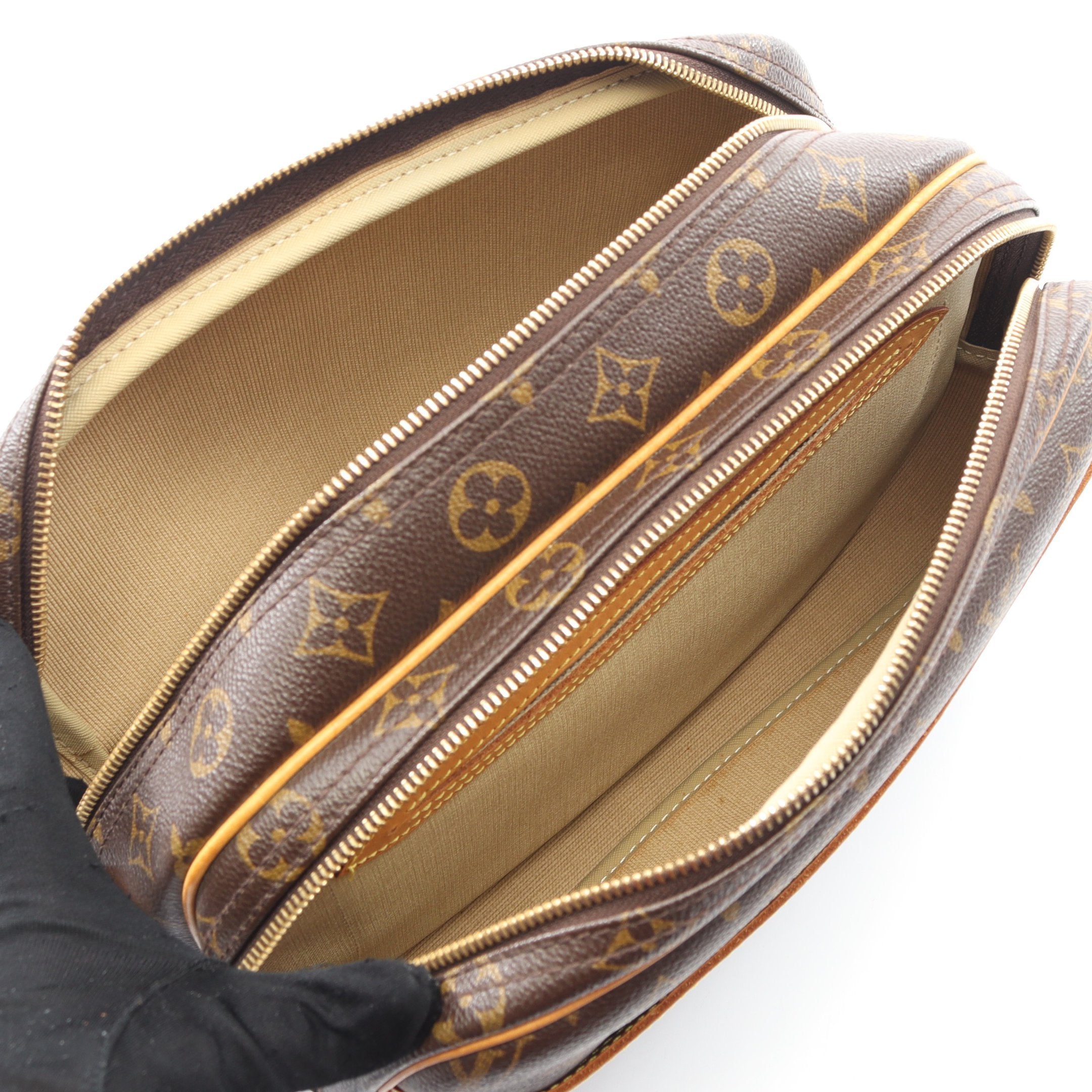 LOUIS VUITTON リポーターPM モノグラム　ショルダーバッグ　pvc LOUIS VUITTON/ルイヴィトン】モノグラム リポーターPM ショルダー