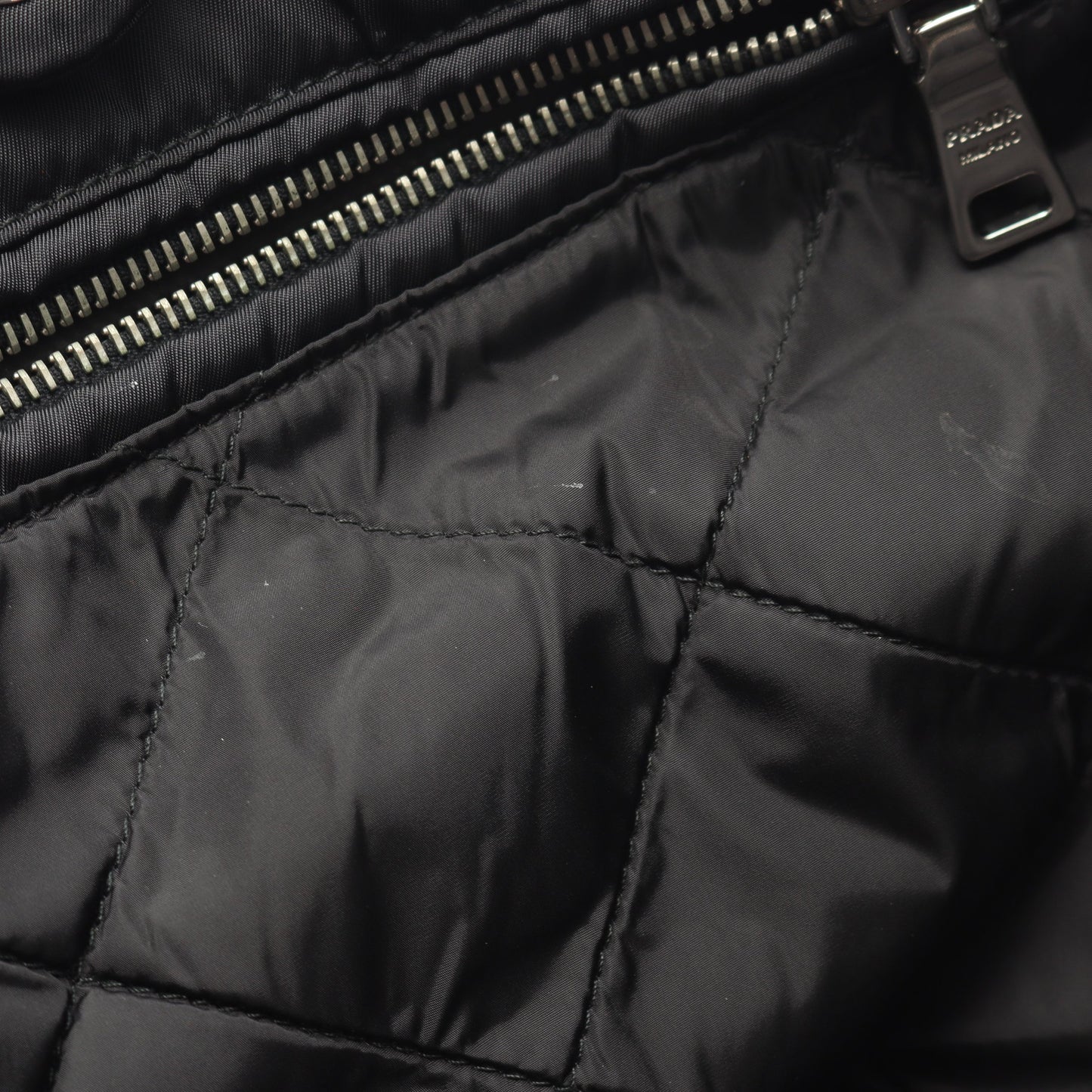 TESSUTO BOMBER ボンバー ショルダーバッグ トートバッグ ナイロン サフィアーノレザー ブラック 2WAY プラダ バッグ PRADA