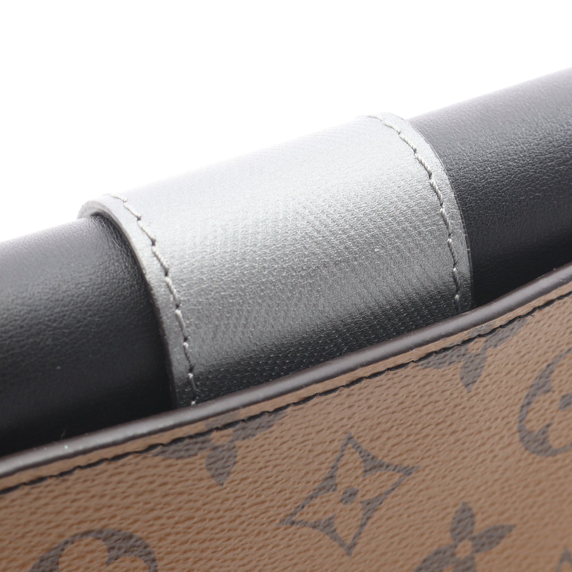 ポシェット コラム モノグラムリバース ショルダーバッグ PVC レザー ブラウン ブラック シルバー ルイヴィトン バッグ LOUIS VUITTON