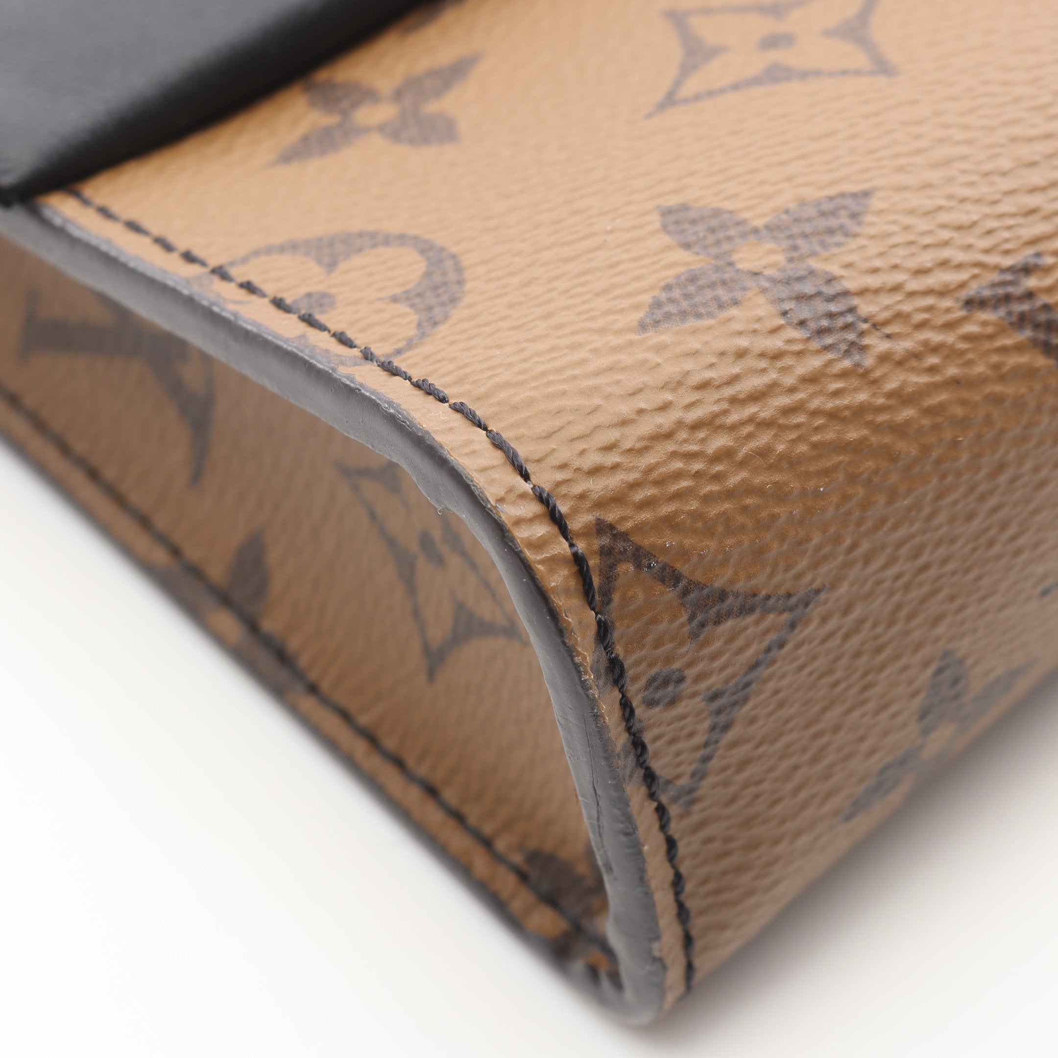 LOUIS VUITTON ルイヴィトン M44101 ポシェット・コラム ショルダーバッグ モノグラムリバース レディース [中古] 楽天市場】ルイ ヴィトン LOUIS VUITTON 斜め掛けショルダーバッグ