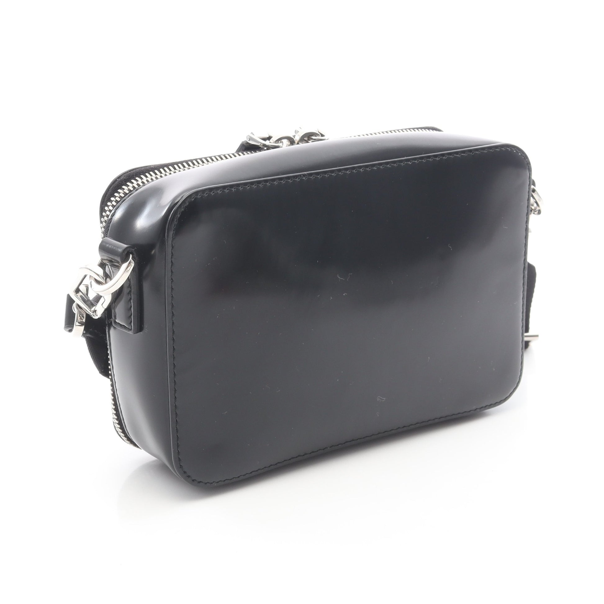 ブリック ショルダーバッグ エナメルレザー ブラック 三角プレート プラダ バッグ PRADA