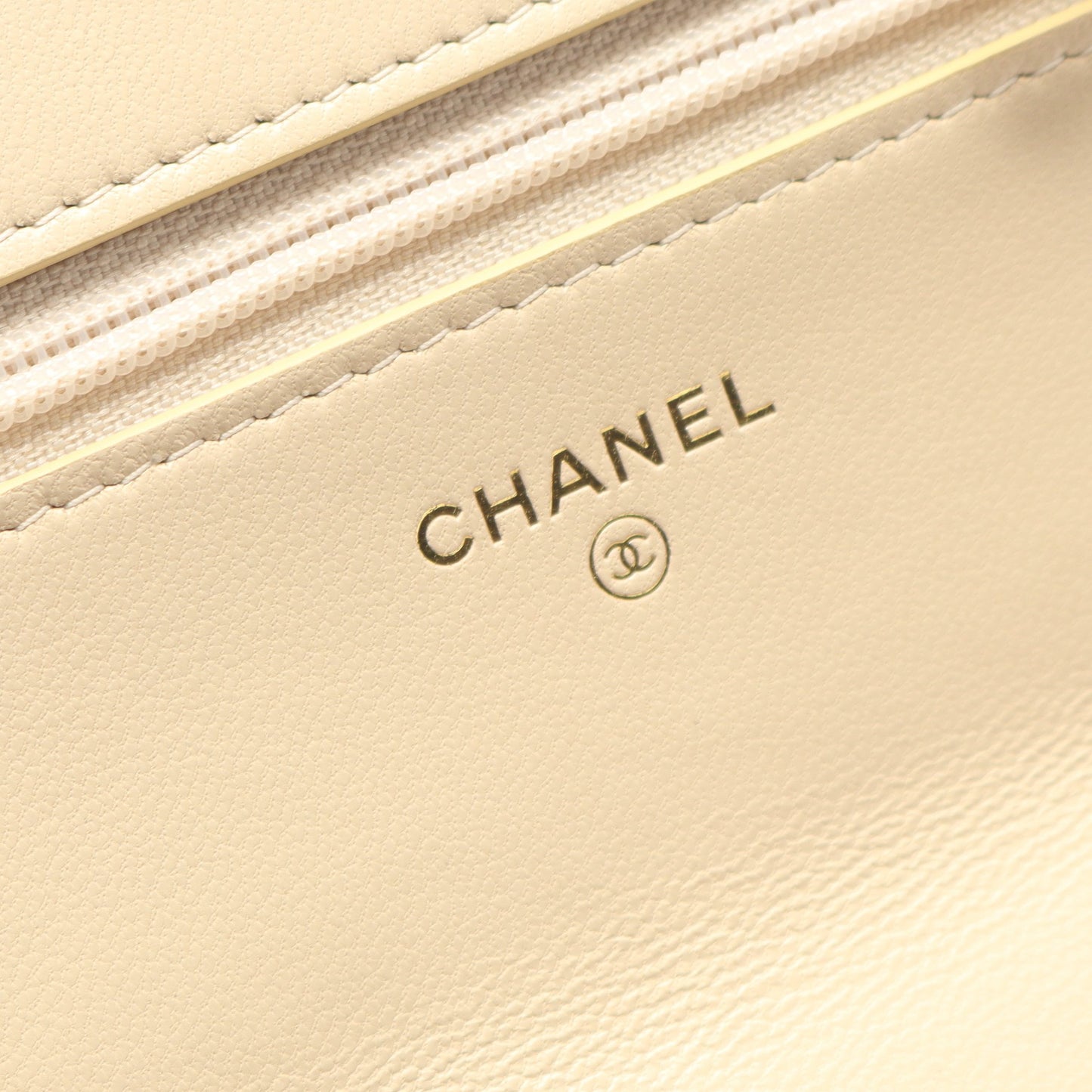 19 ディズヌフ チェーンウォレット ラムスキン ベージュ コンビ金具 2WAY シャネル バッグ CHANEL