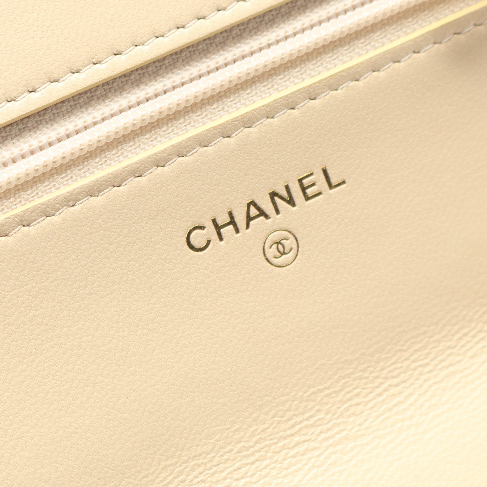 19 ディズヌフ チェーンウォレット ラムスキン ベージュ コンビ金具 2WAY シャネル バッグ CHANEL