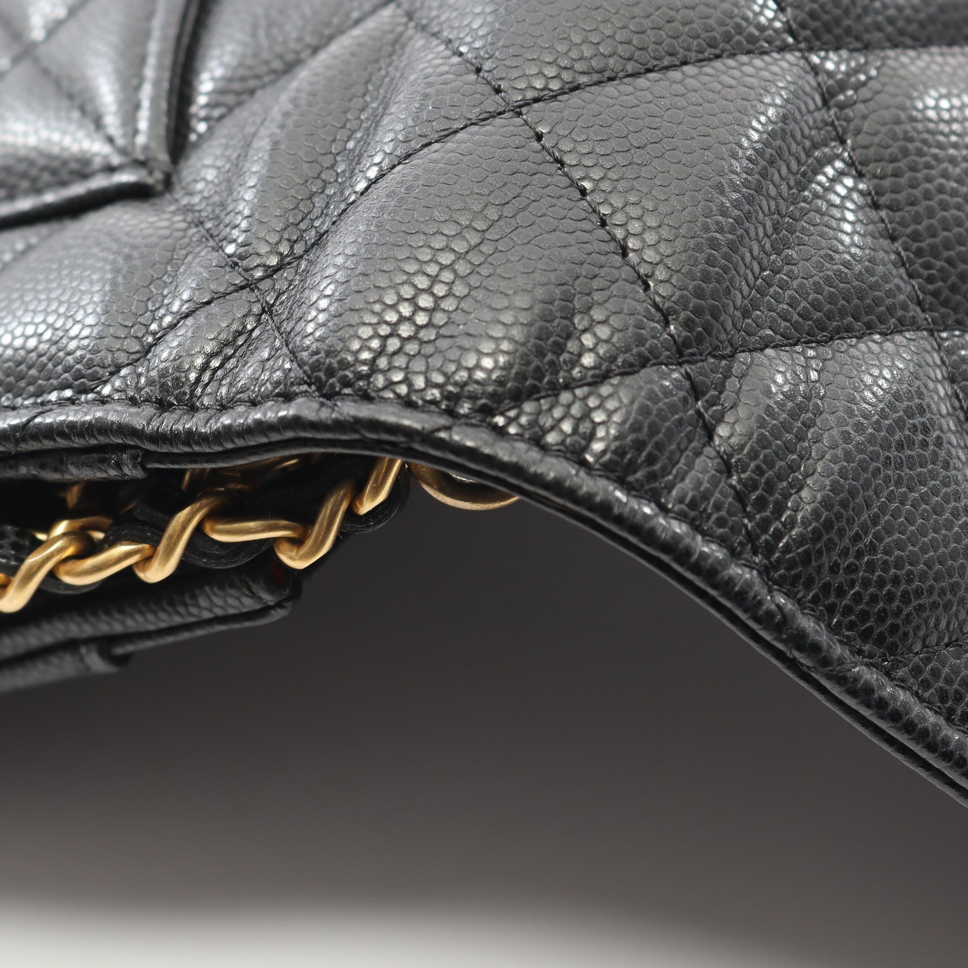 マトラッセ チェーンウォレット キャビアスキン ブラック ゴールド金具 シャネル バッグ CHANEL