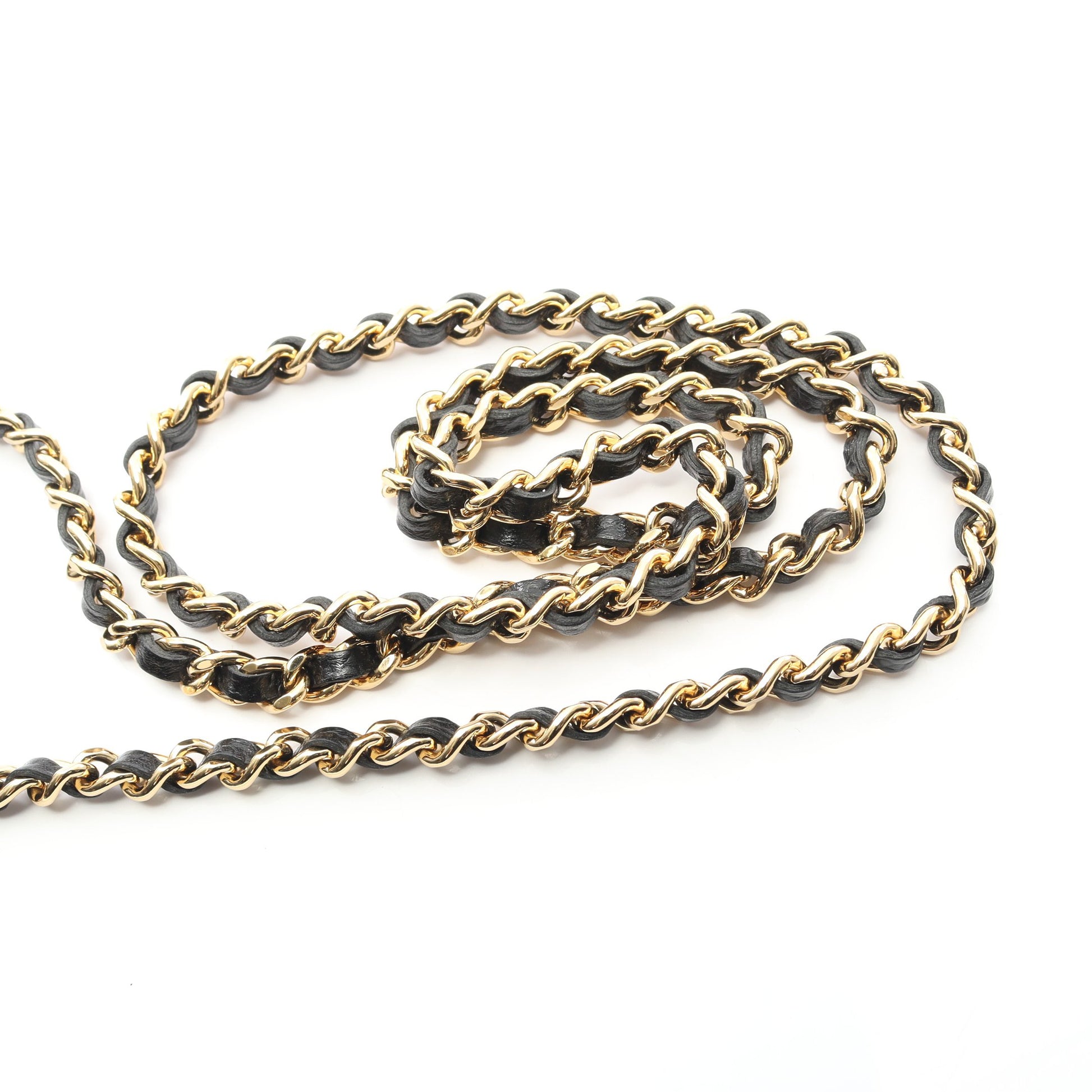 マトラッセ チェーンウォレット キャビアスキン ブラック ゴールド金具 シャネル バッグ CHANEL