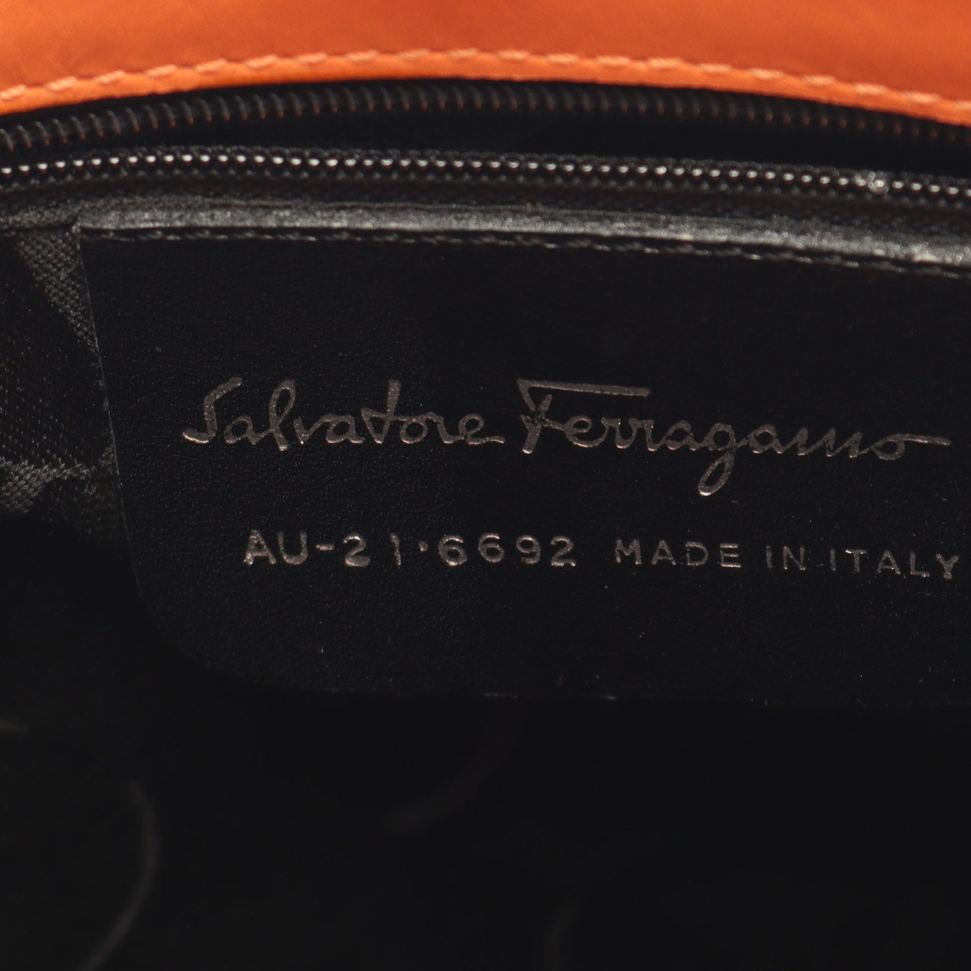 チェーンショルダーバッグ キャンバス レザー オレンジ グラデーション サルヴァトーレフェラガモ バッグ Salvatore Ferragamo