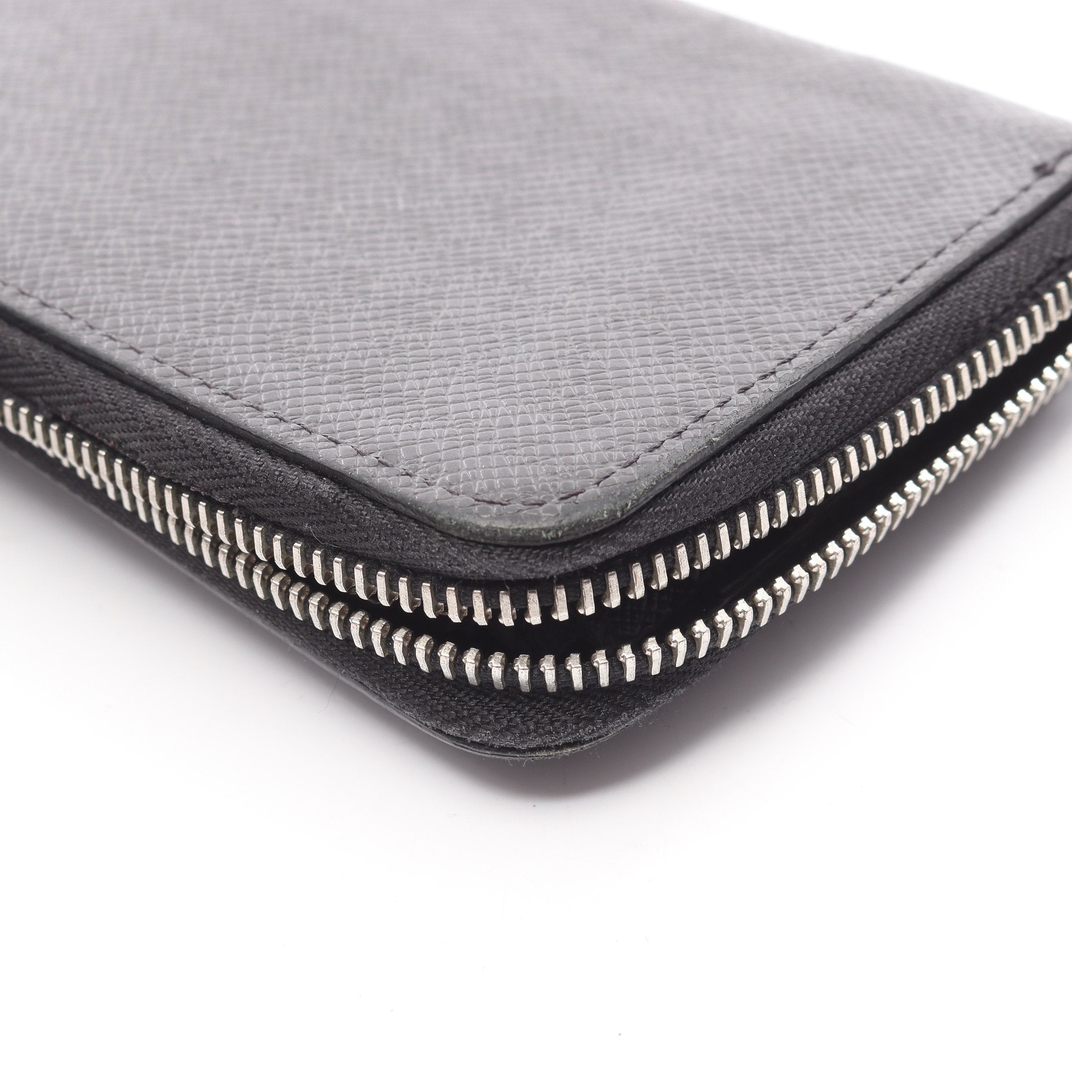 ジッピーウォレット ヴェルティカル タイガ ノワール ラウンド