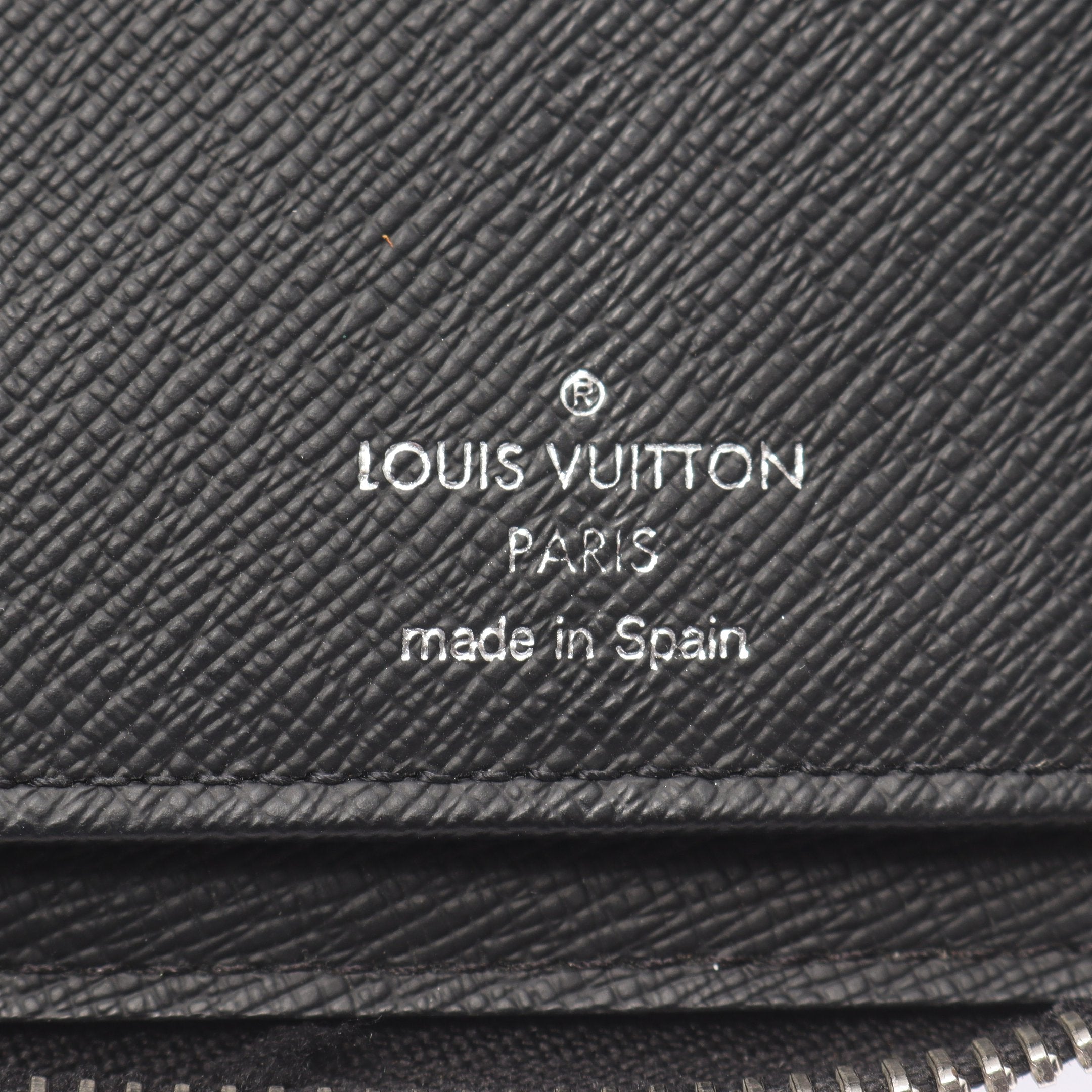 新型ICセンサー:ヴィトン タイガ ジッピーウォレット ヴェルティカル NM! LOUIS VUITTON（ルイ・ヴィトン） タイガ ジッピーウォレット ヴェル