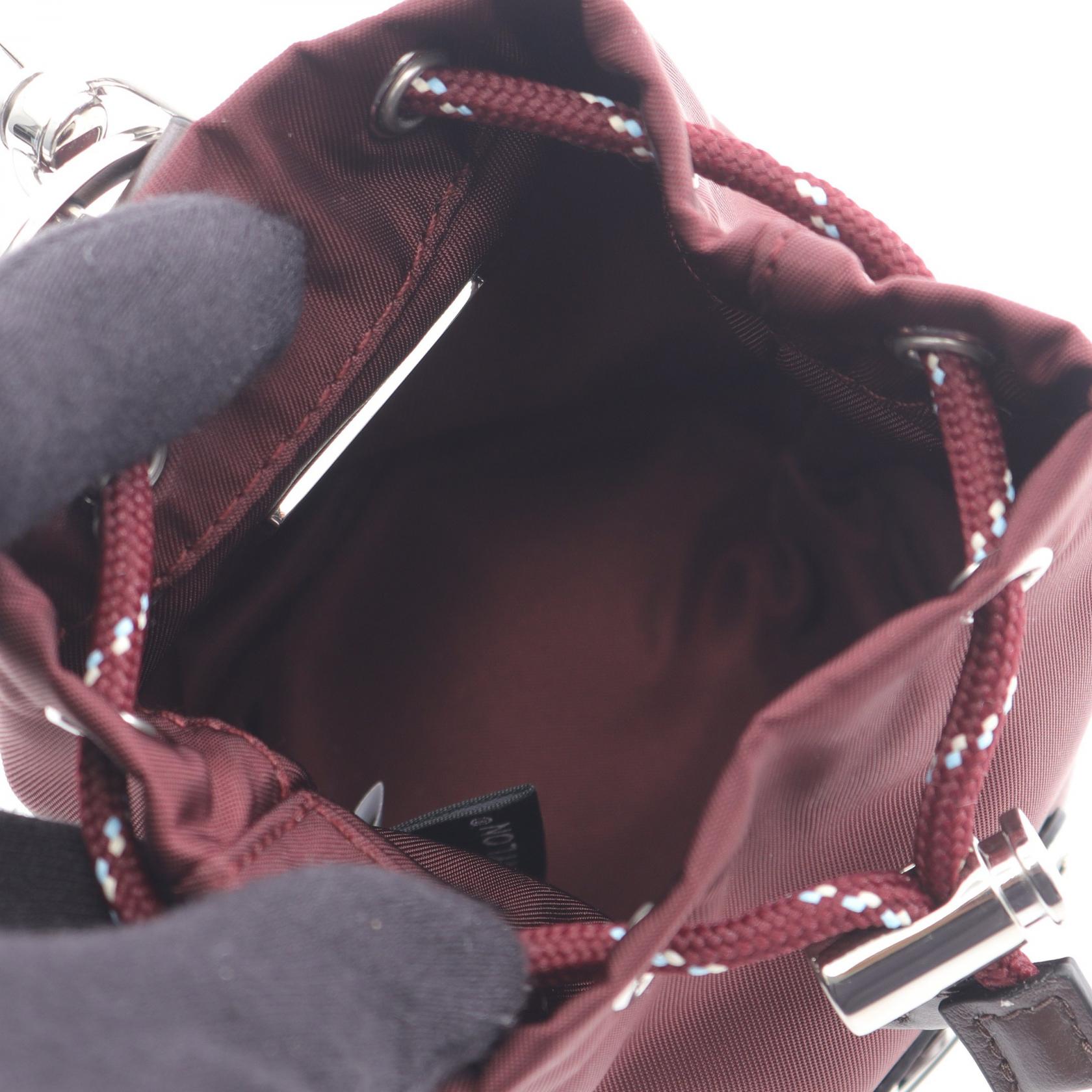 Re-Nylon スピードロック バッグチャーム ナイロン ボルドー プラダ