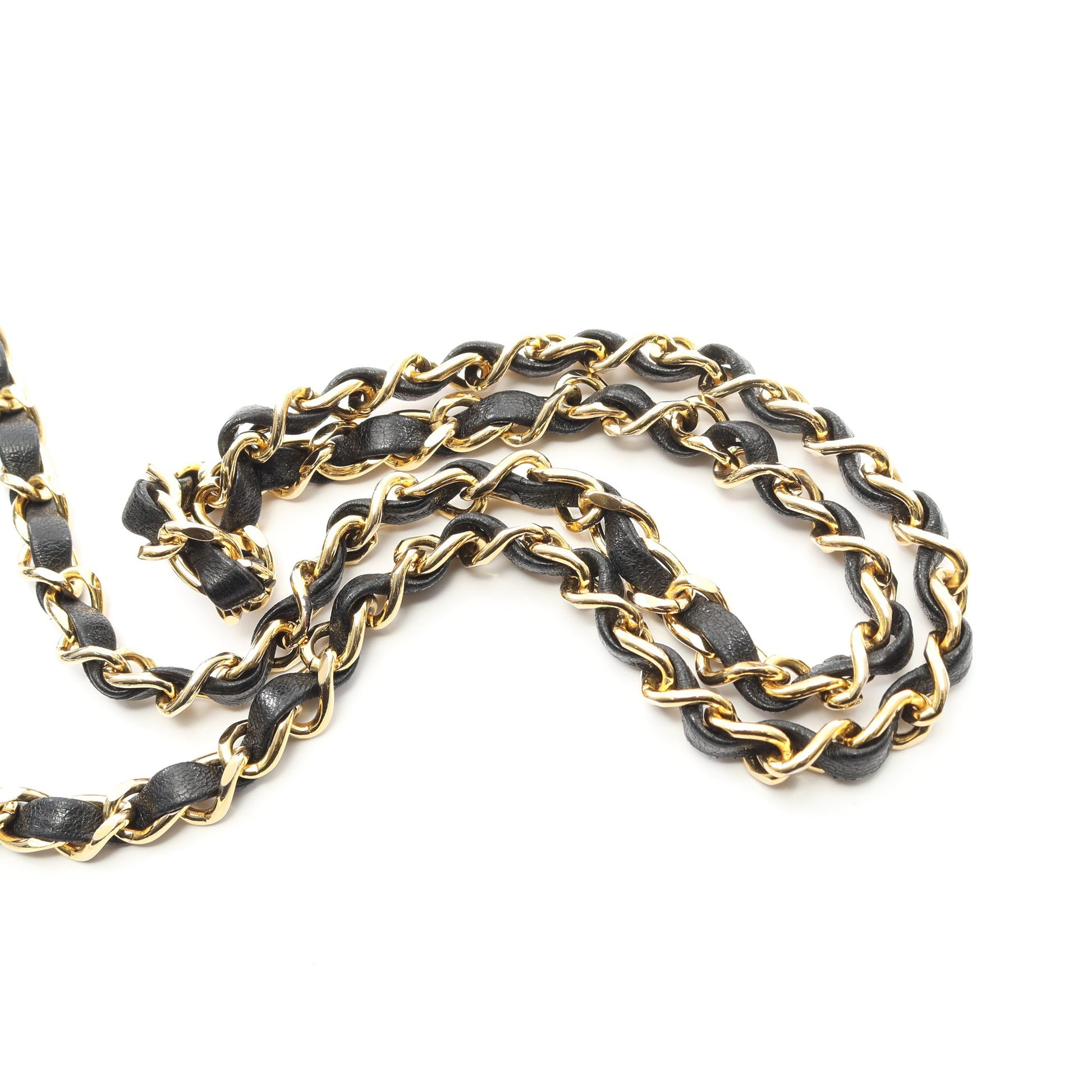 マトラッセ チェーンショルダーバッグ ラムスキン ブラック ゴールド金具 シャネル バッグ CHANEL