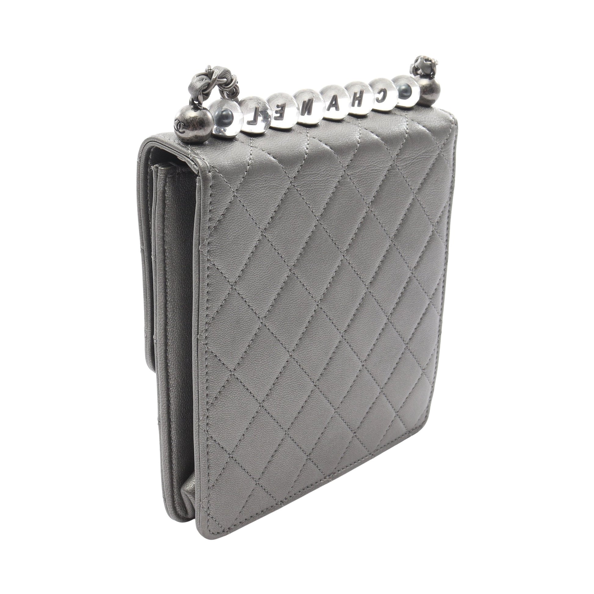 マトラッセ チェーンショルダーバッグ レザー シルバー シルバー金具 シャネル バッグ CHANEL