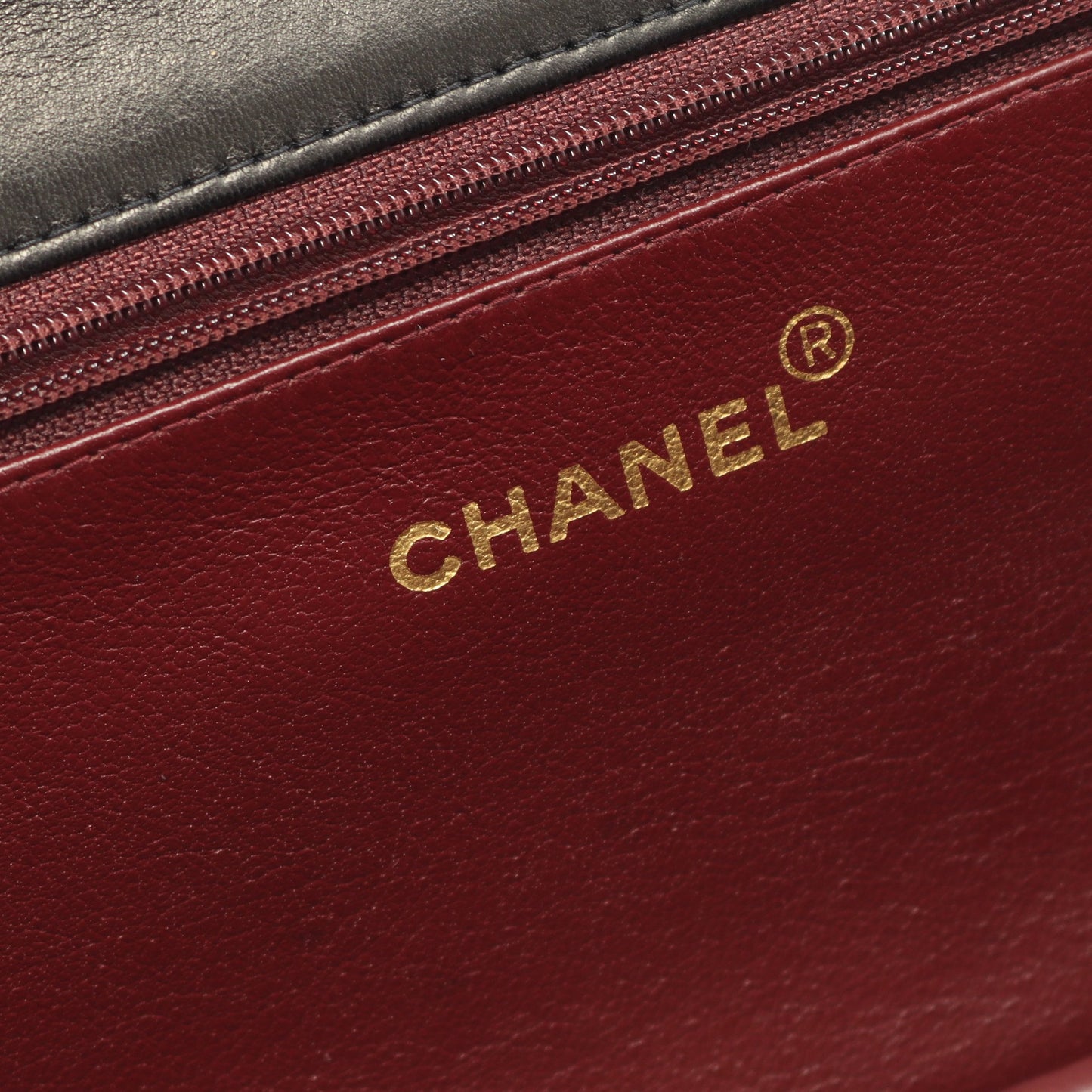 マトラッセ フルフラップ チェーンショルダーバッグ ラムスキン ブラック ゴールド金具 シャネル バッグ CHANEL